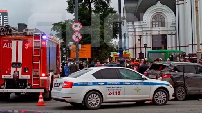 dtp v ekaterinburge voditel deti i zhertvy novye detali avarii-t-nw-ru-0