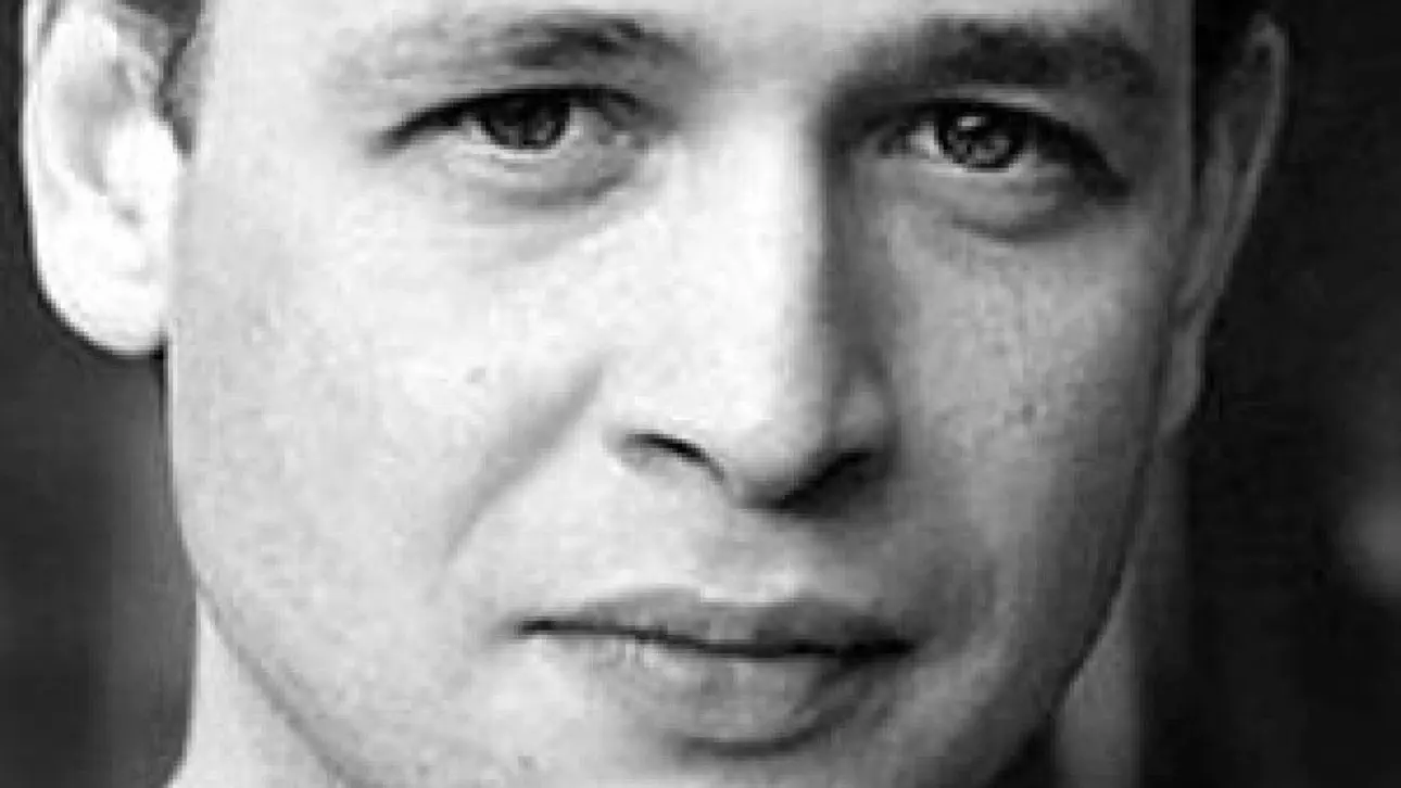 Погибшего на СВО актера из «Доктора Живаго», который убил двух девушек, похоронили