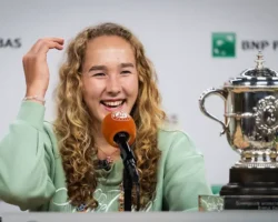 mirra andreeva vyigrala rolan garros pod nachalom konchity martines-t-nw-ru-0