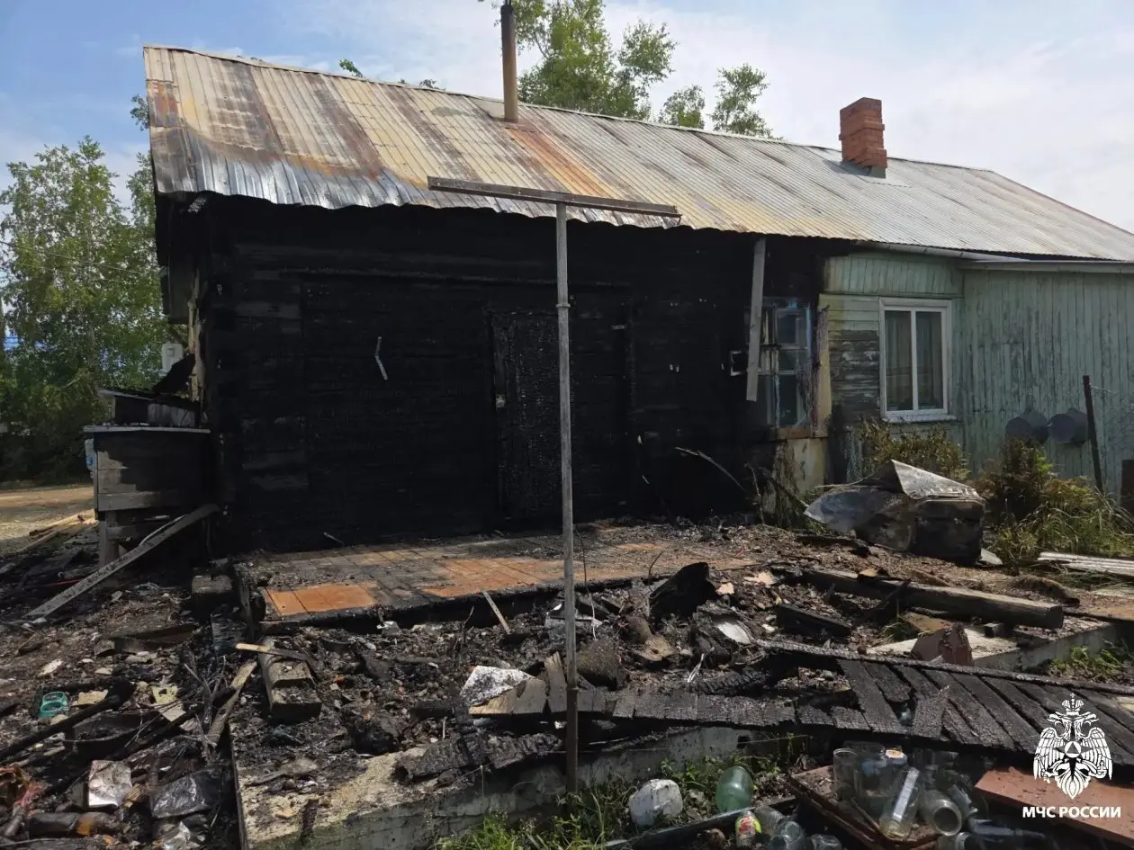 Горящая розетка чуть не уничтожила дом в Дальнереченске Пресс-служба ГУ МЧС России по Приморскому краю