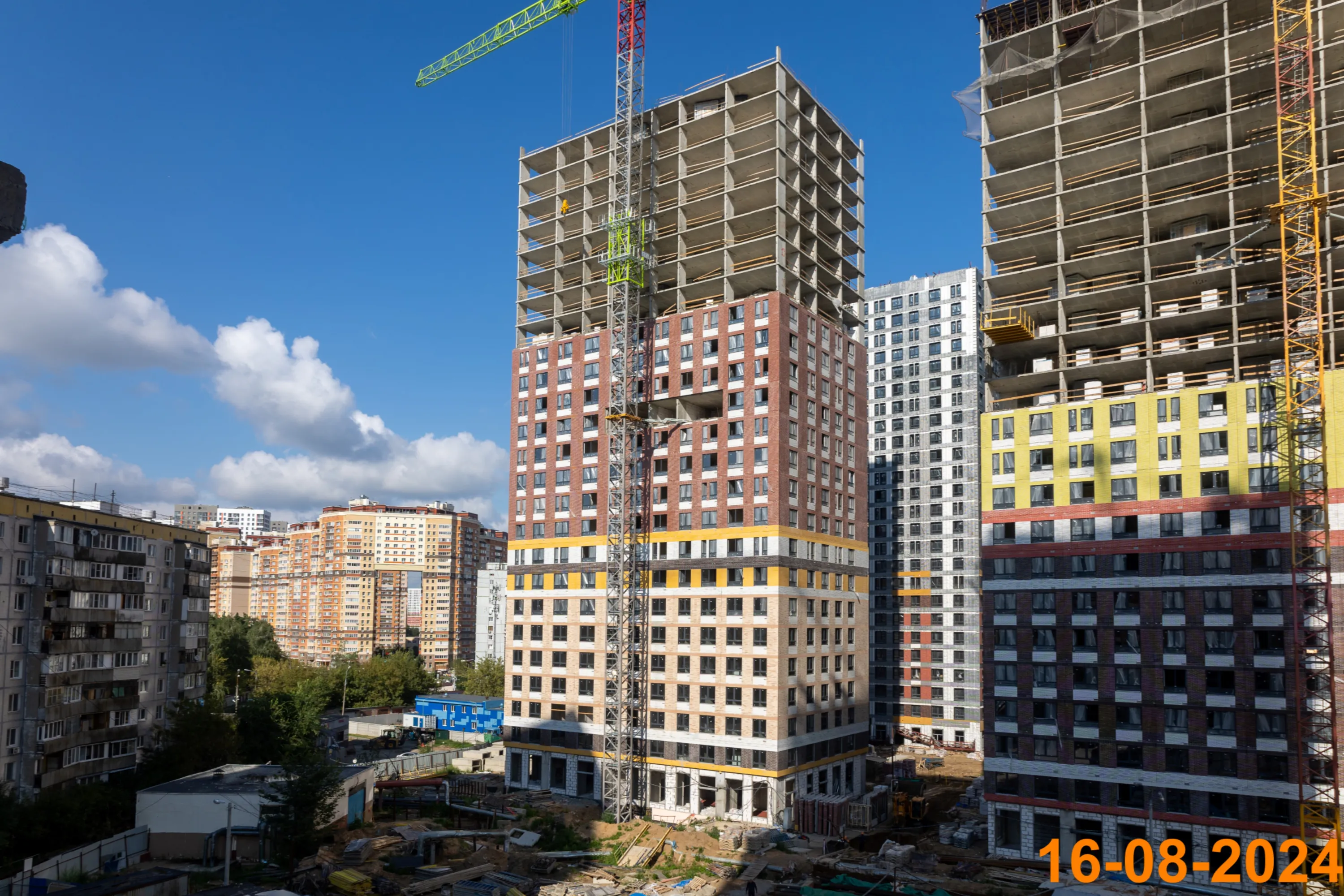 Фото ЖК Кузьминский лес