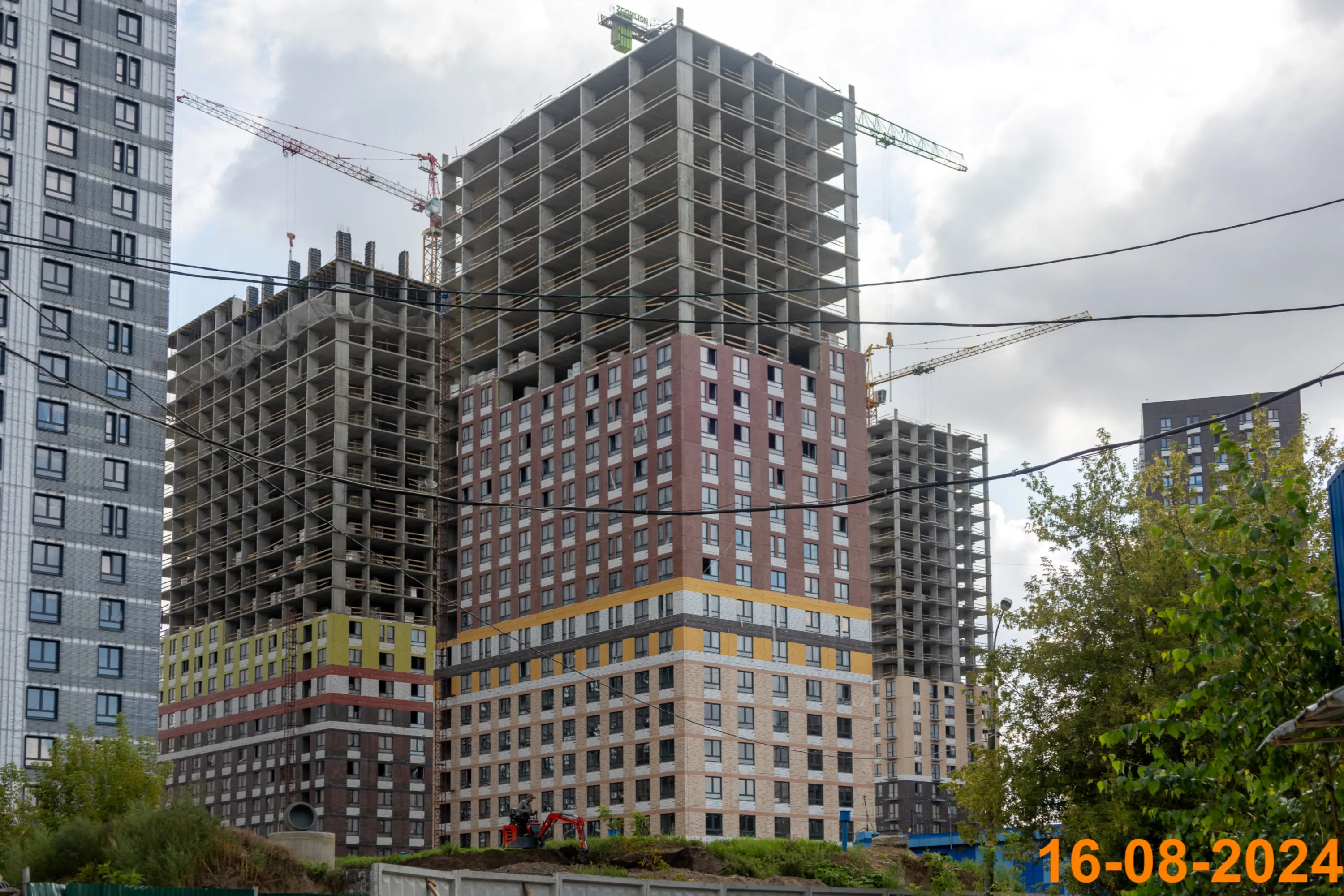 Фото ЖК Кузьминский лес