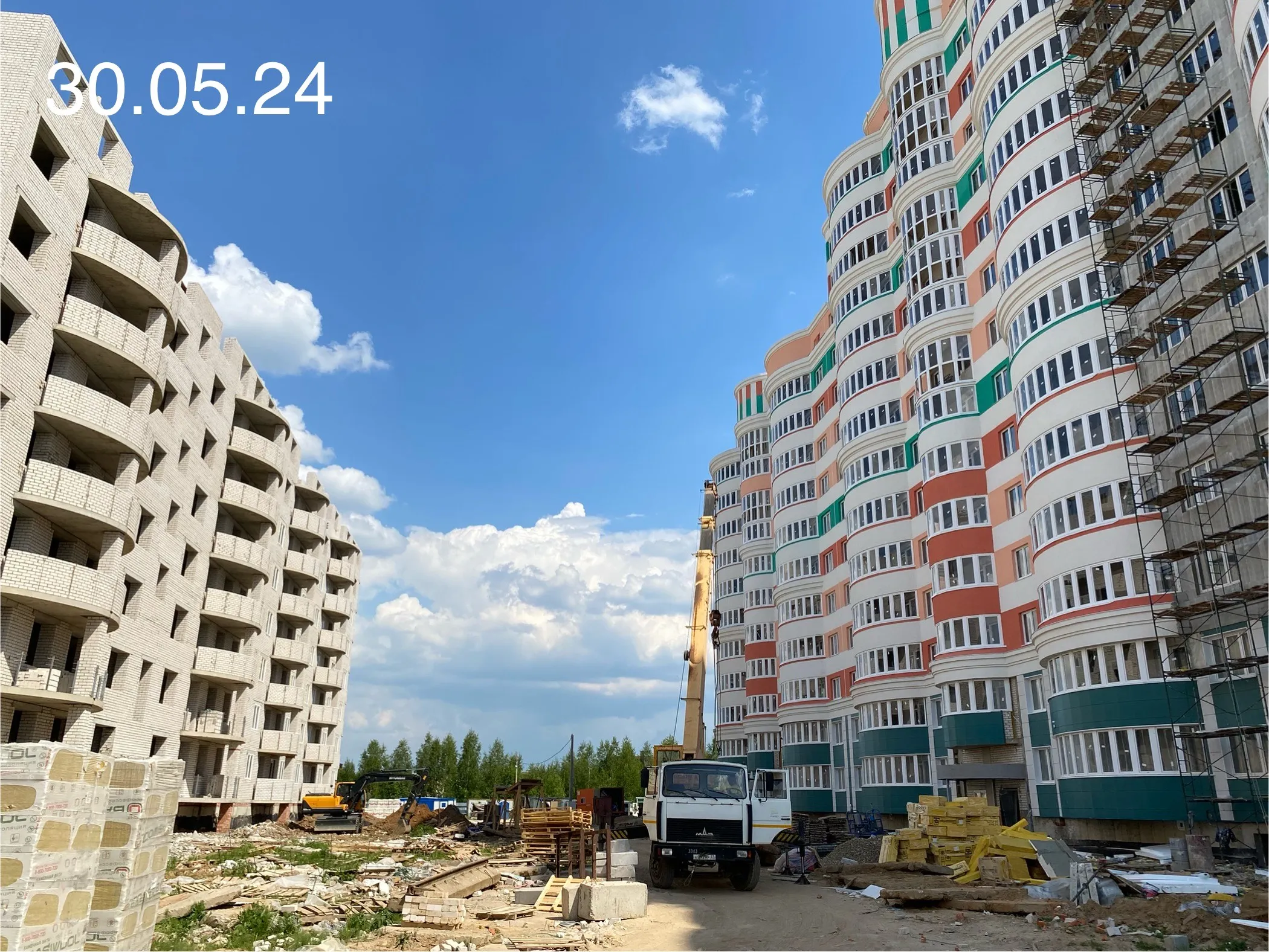 Фото ЖК Самоцветы