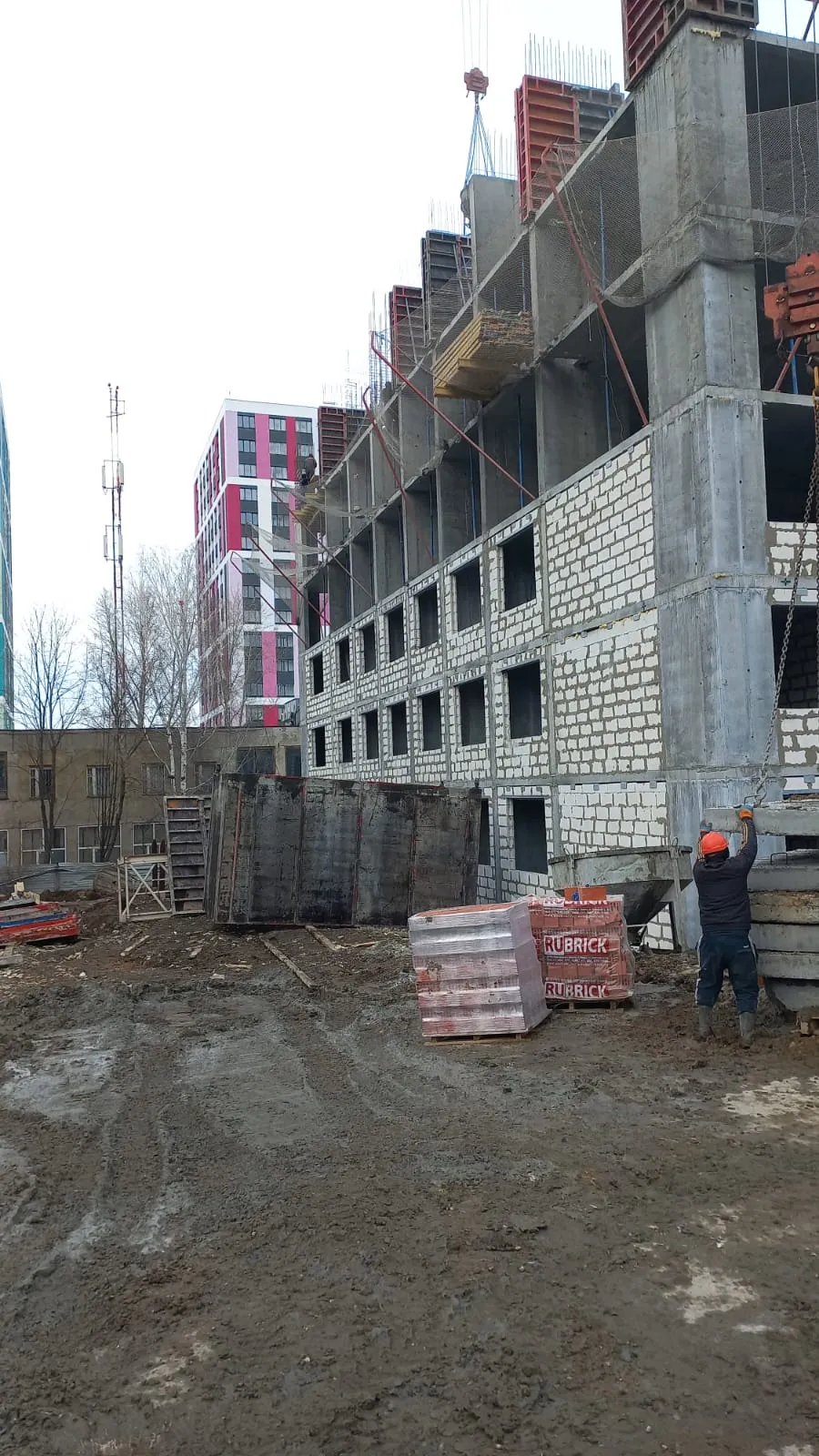 ЖК Дом по ул. А. Лусс ход строительства