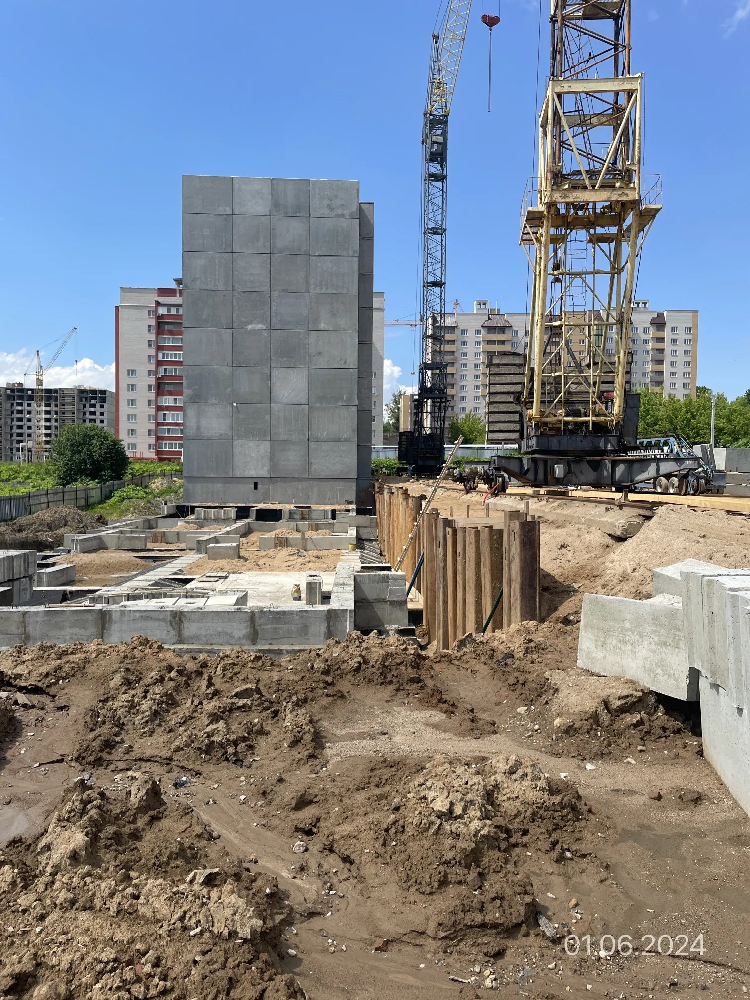 Фото ЖК Дом в мкр. Семичевка