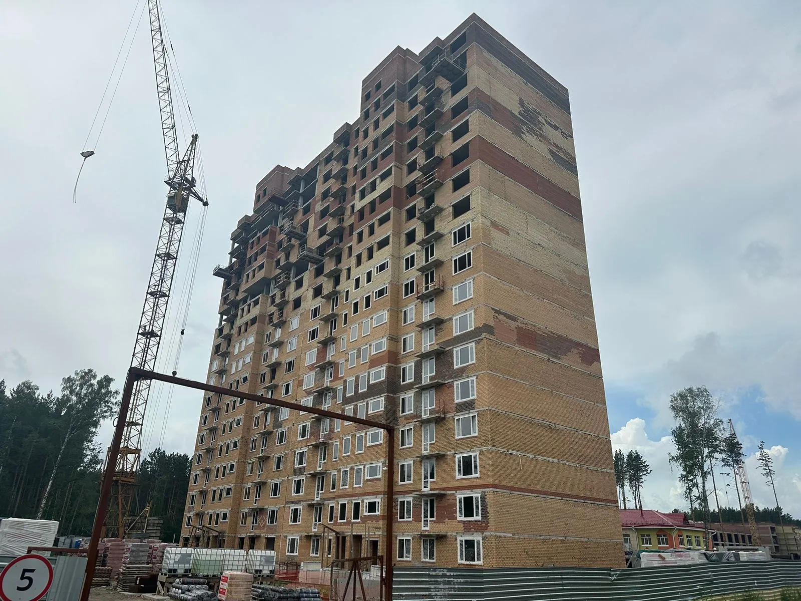 Фото ЖК ВЫСОТА