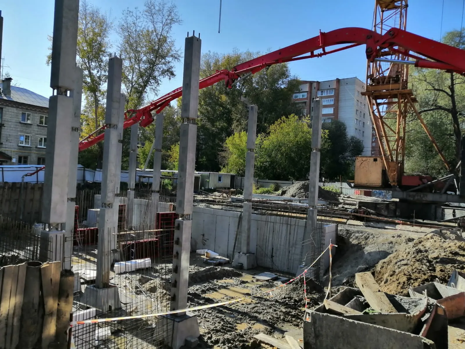 Фото ЖК "ROZALUX (РозаЛюкс)"