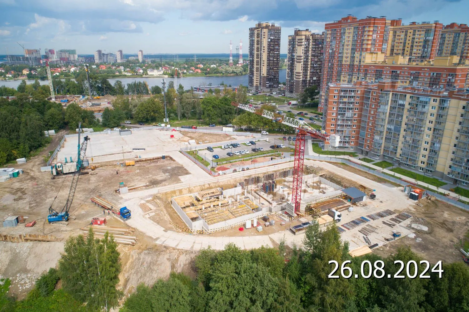 Фото ЖК "Живи! В Рыбацком"
