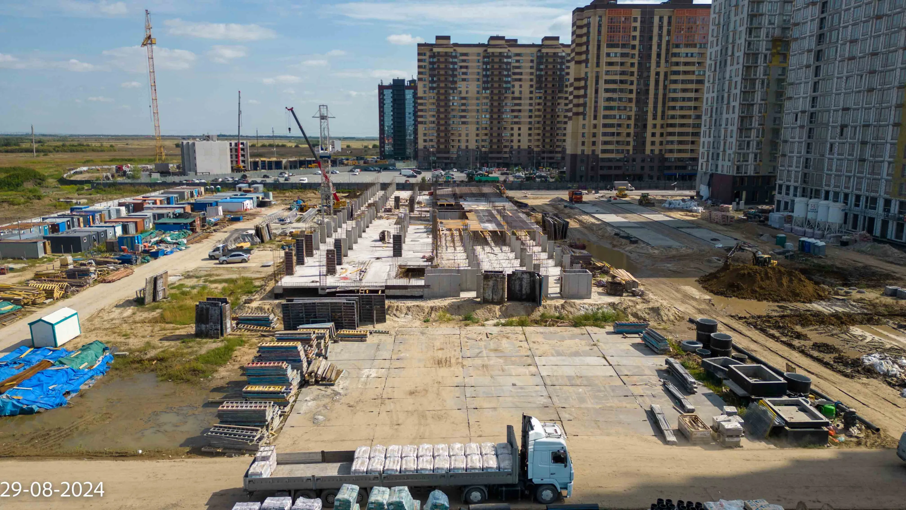 Фото ЖК Чаркова 72