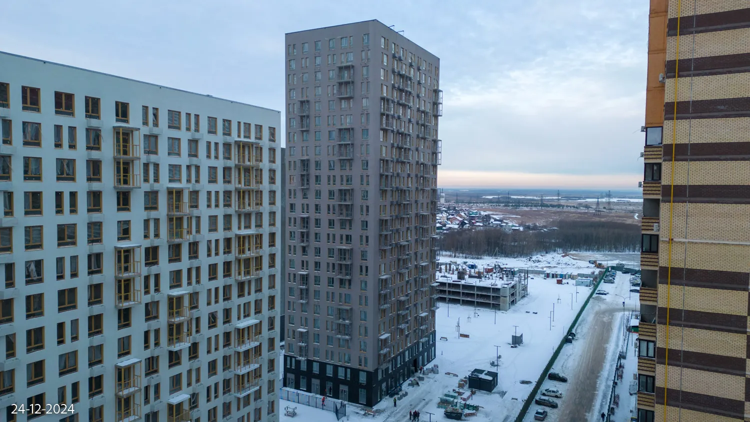 Фото ЖК Чаркова 72