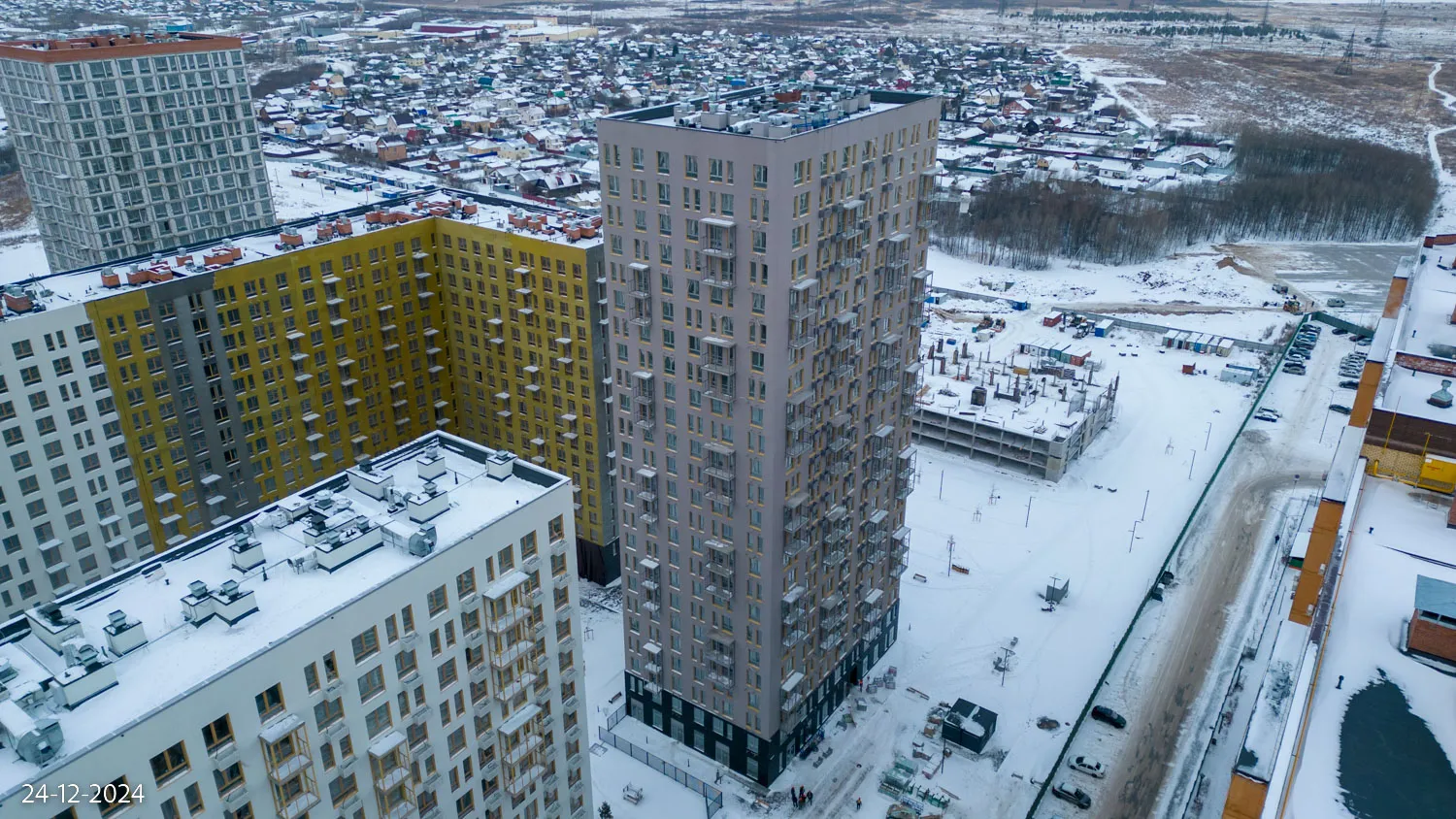 Фото ЖК Чаркова 72