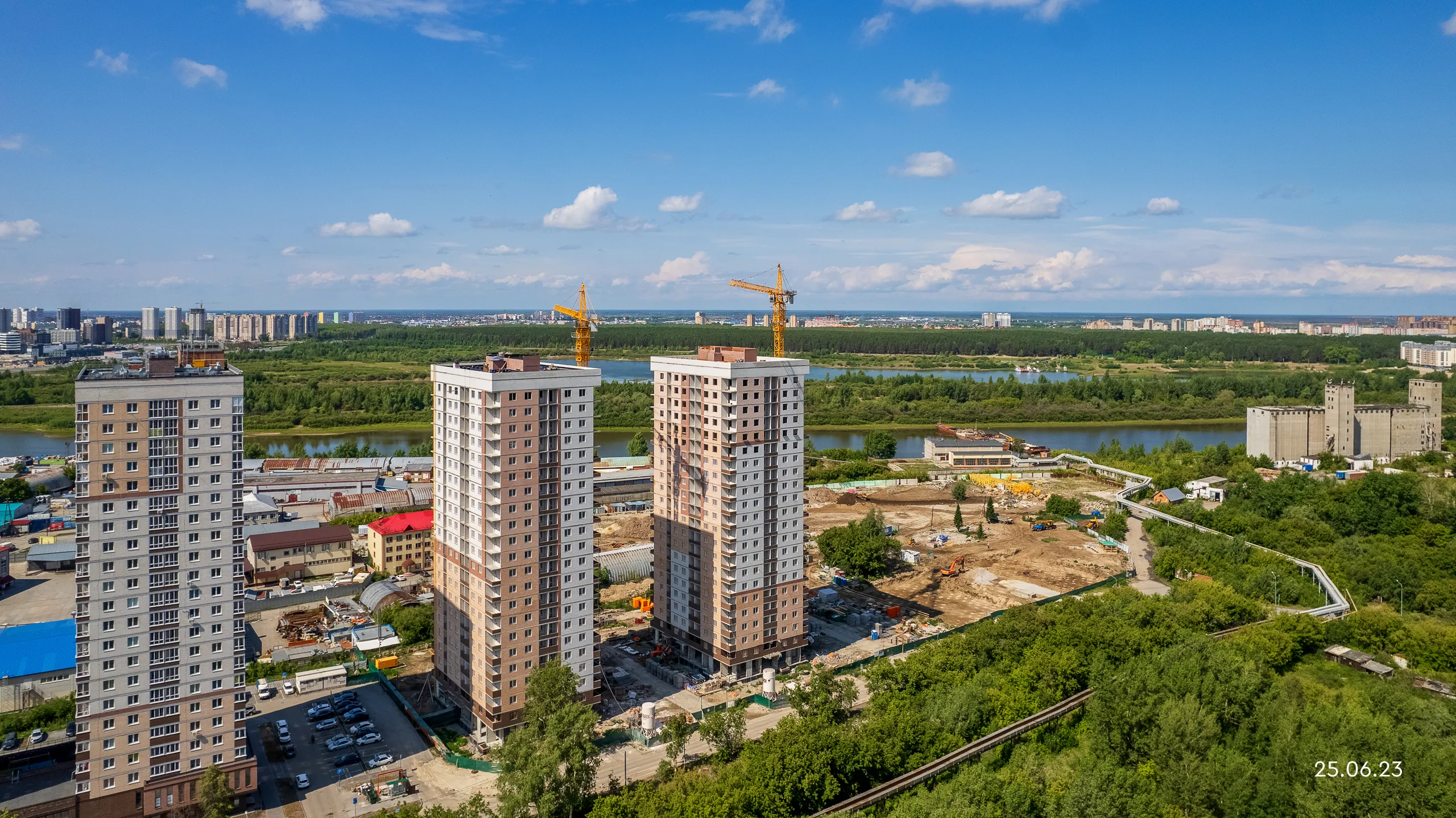 Фото ЖК "Quattro (Куатро)"