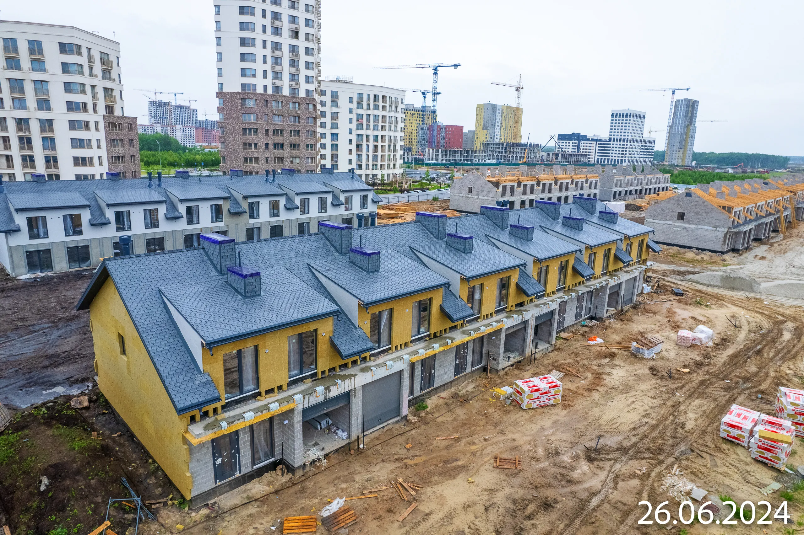 Фото ЖК Скандиа. Таунхаусы