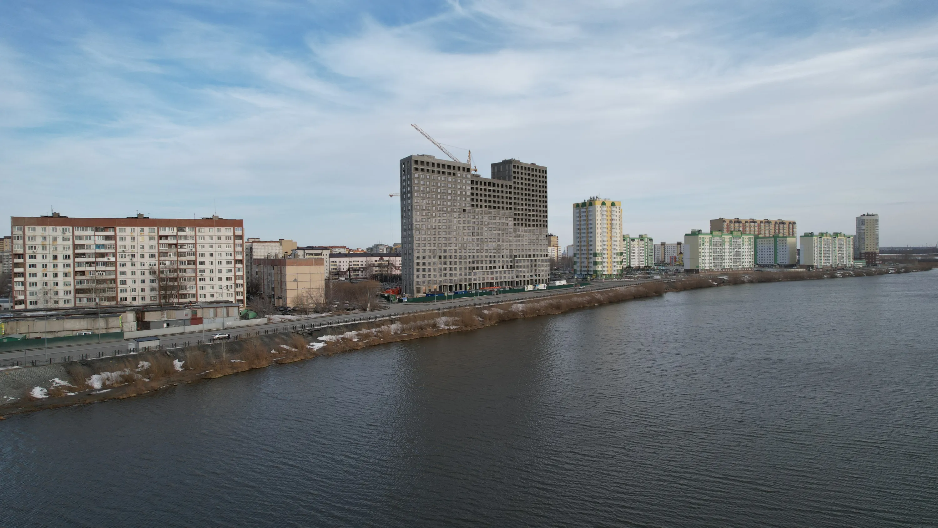 Фото ЖК Онегин. Дом у озера