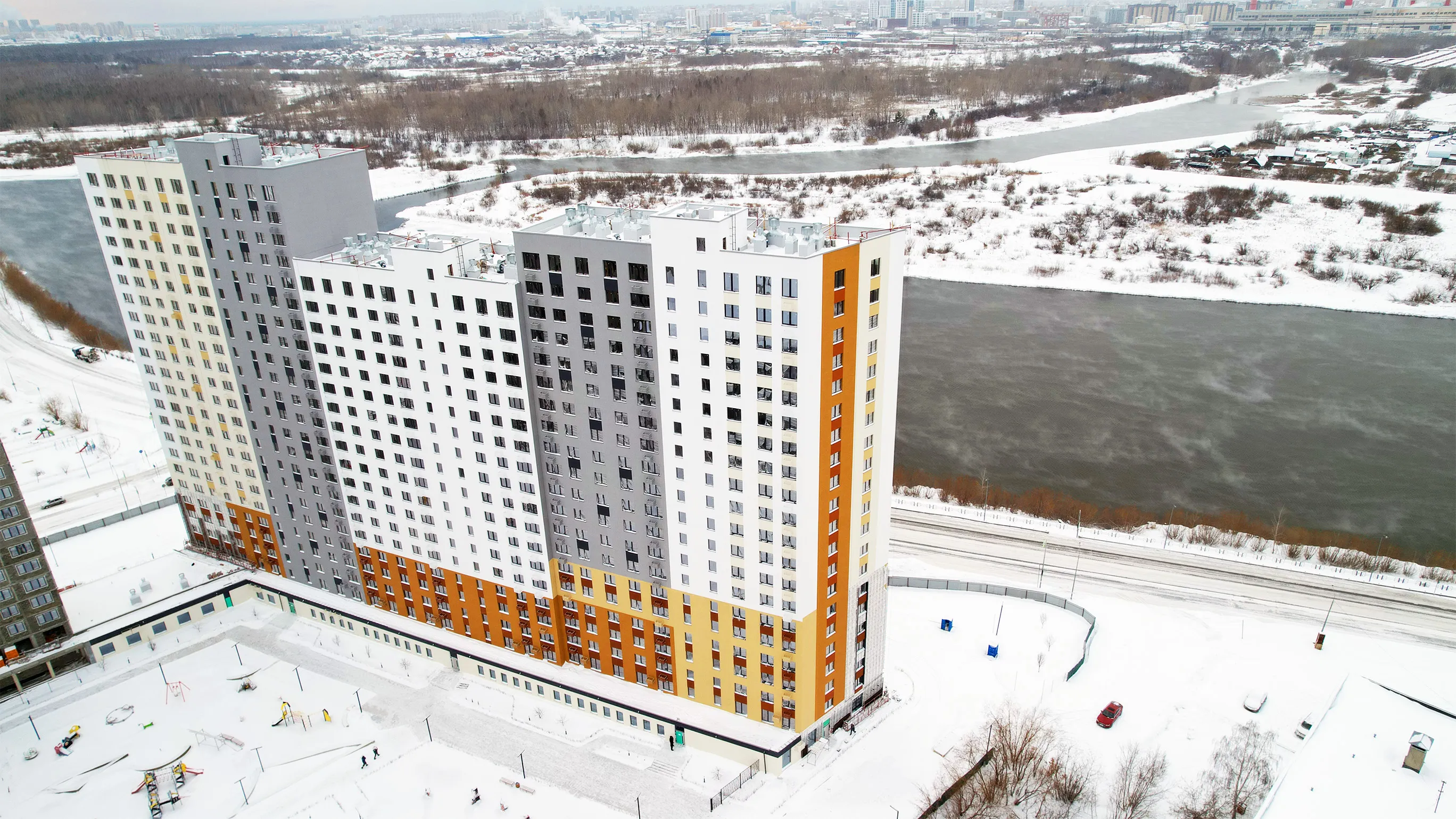 Фото ЖК Онегин. Дом у озера