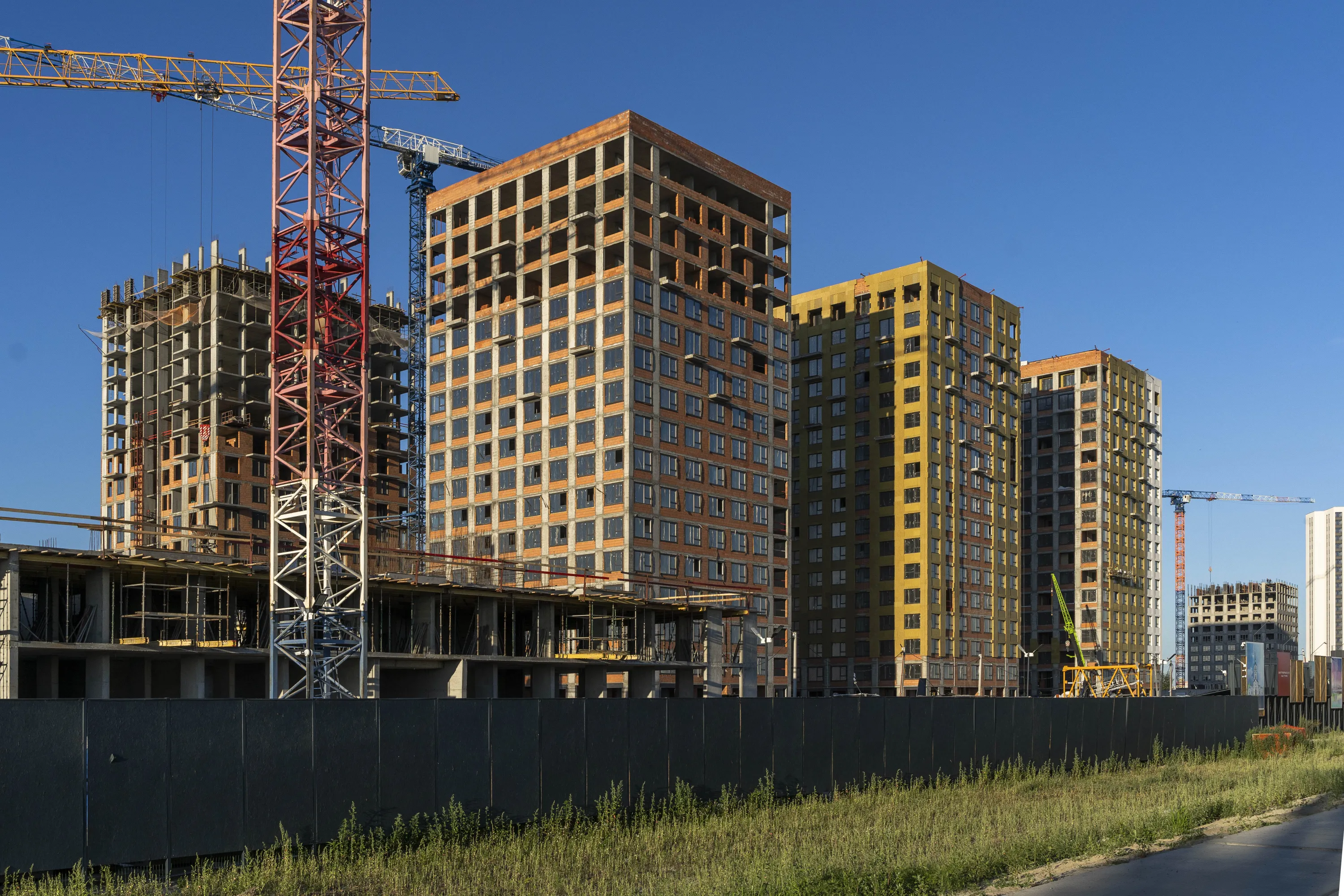 Фото ЖК Октябрьский на Туре