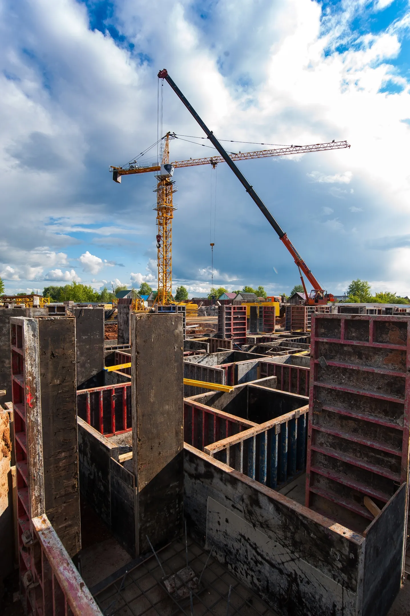 ЖК Леонов. Первый дом квартала героев ход строительства