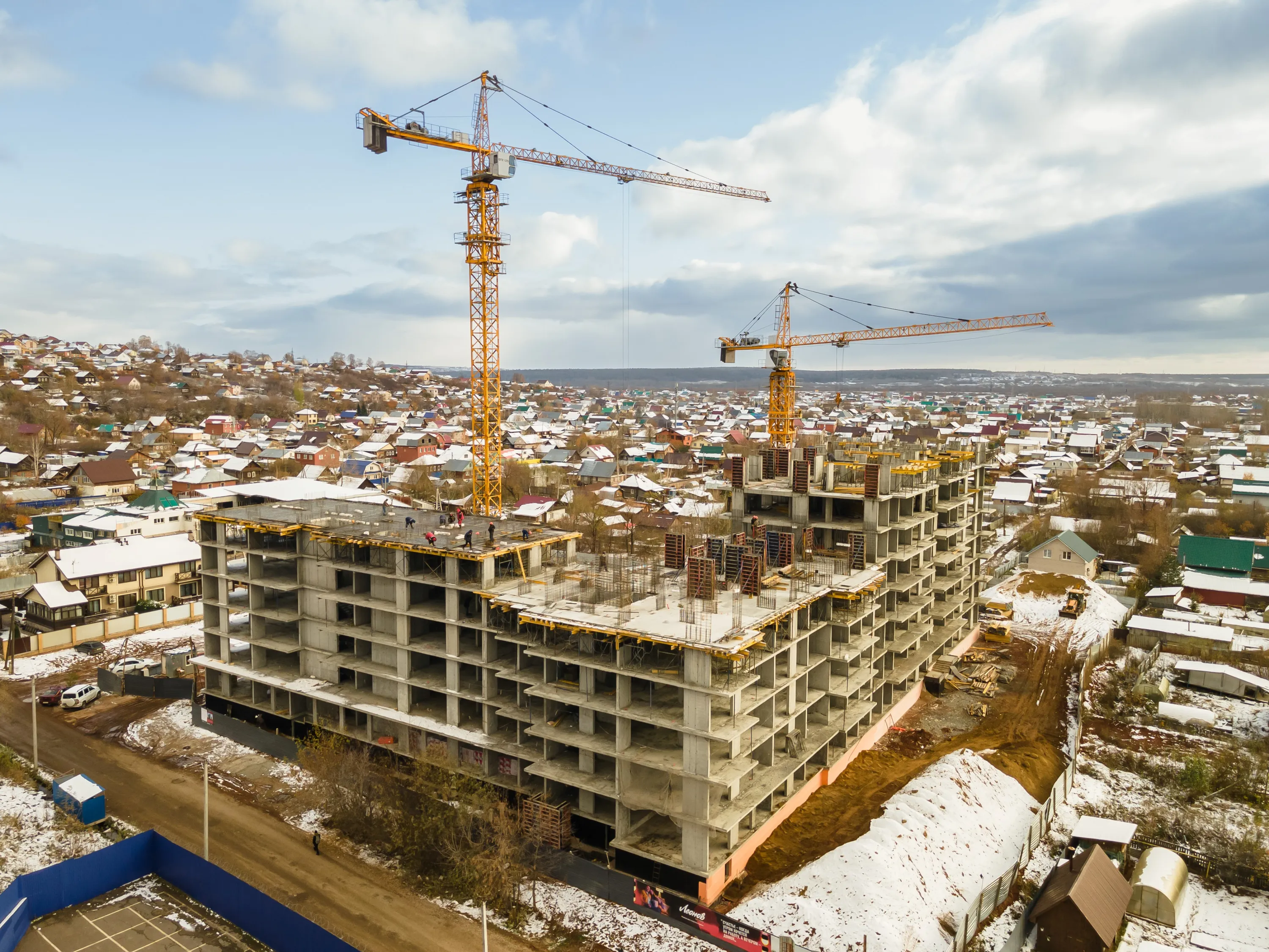 ЖК Леонов. Первый дом квартала героев ход строительства