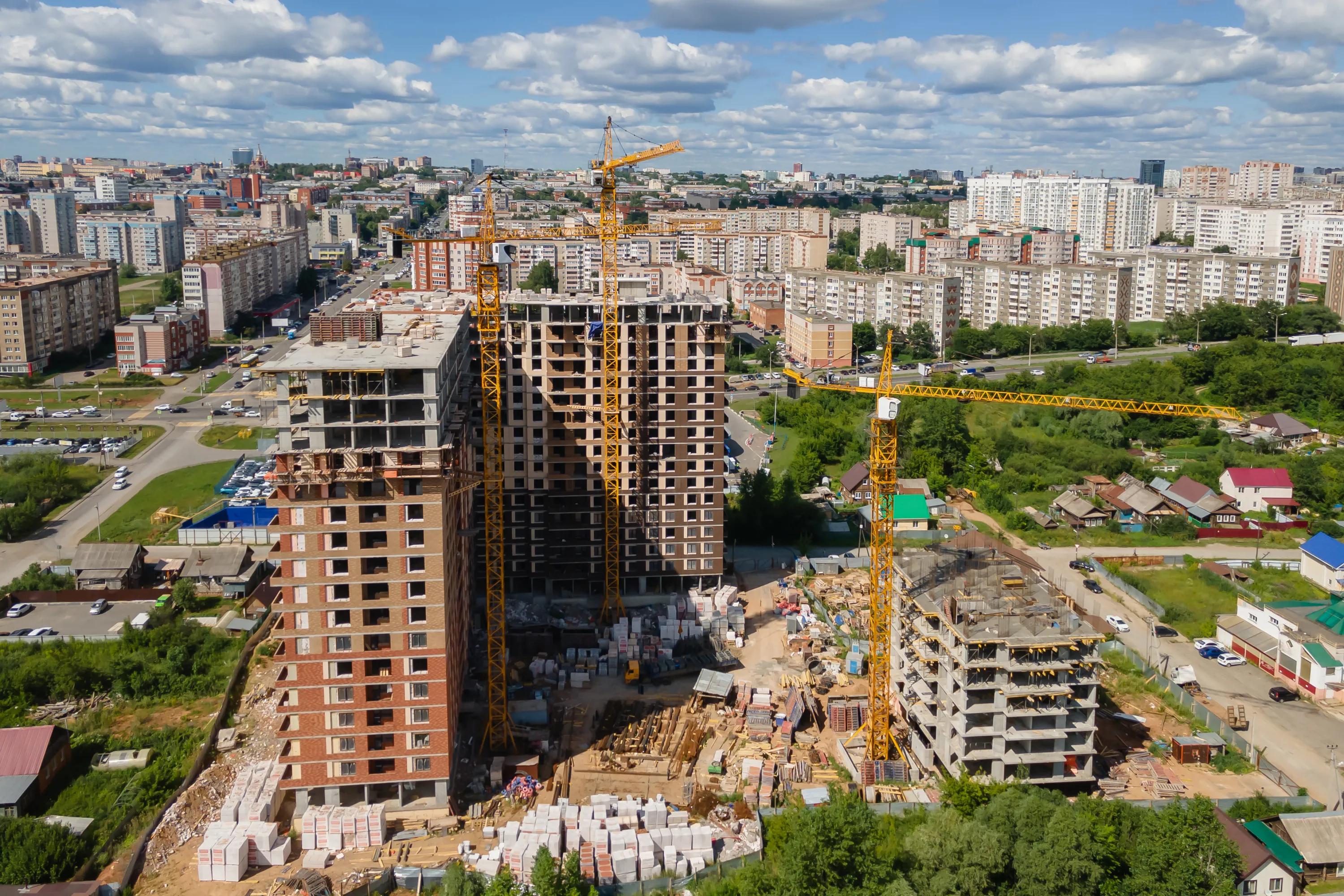 ЖК Леонов. Первый дом квартала героев ход строительства