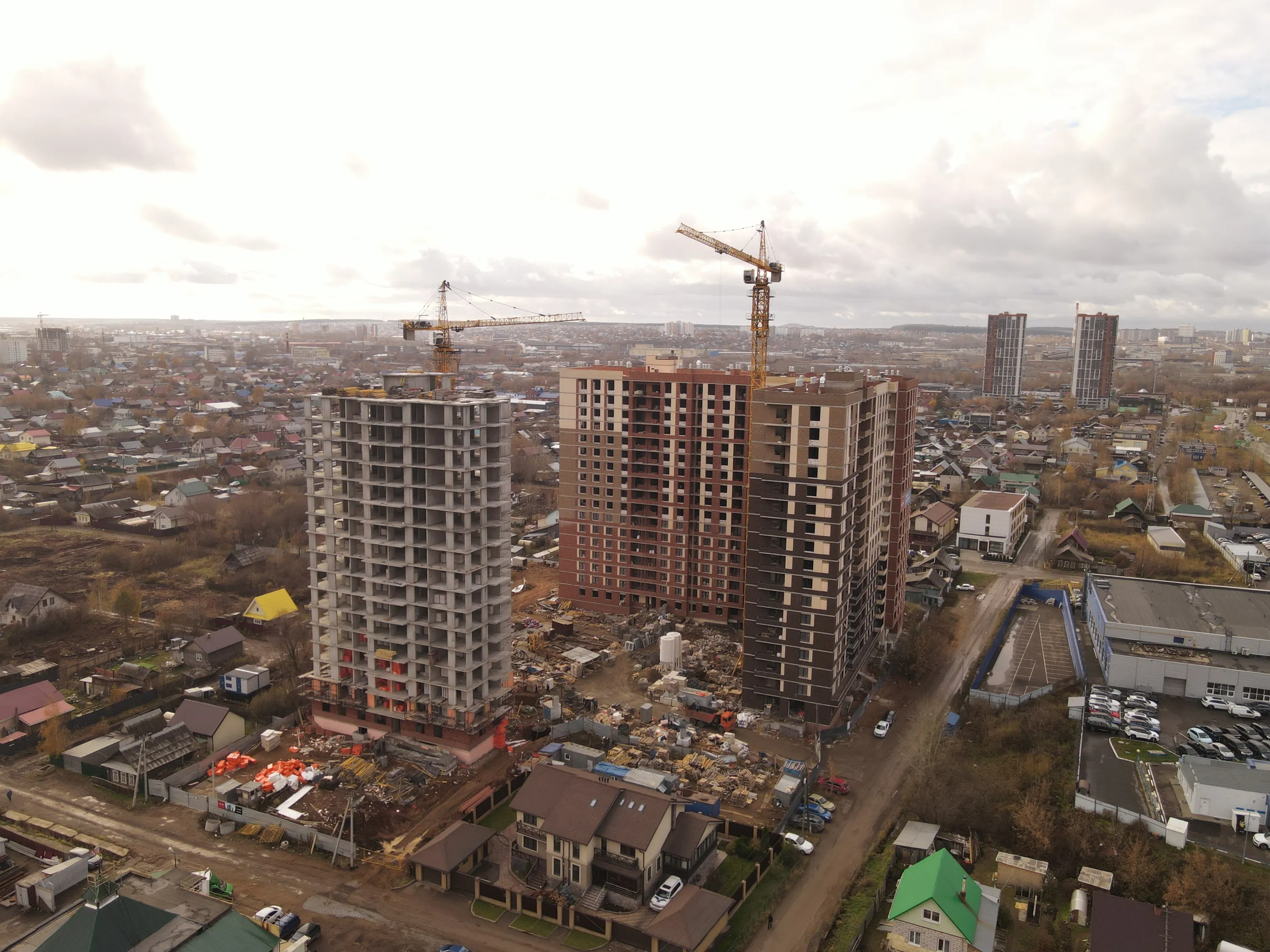 ЖК Леонов. Первый дом квартала героев ход строительства