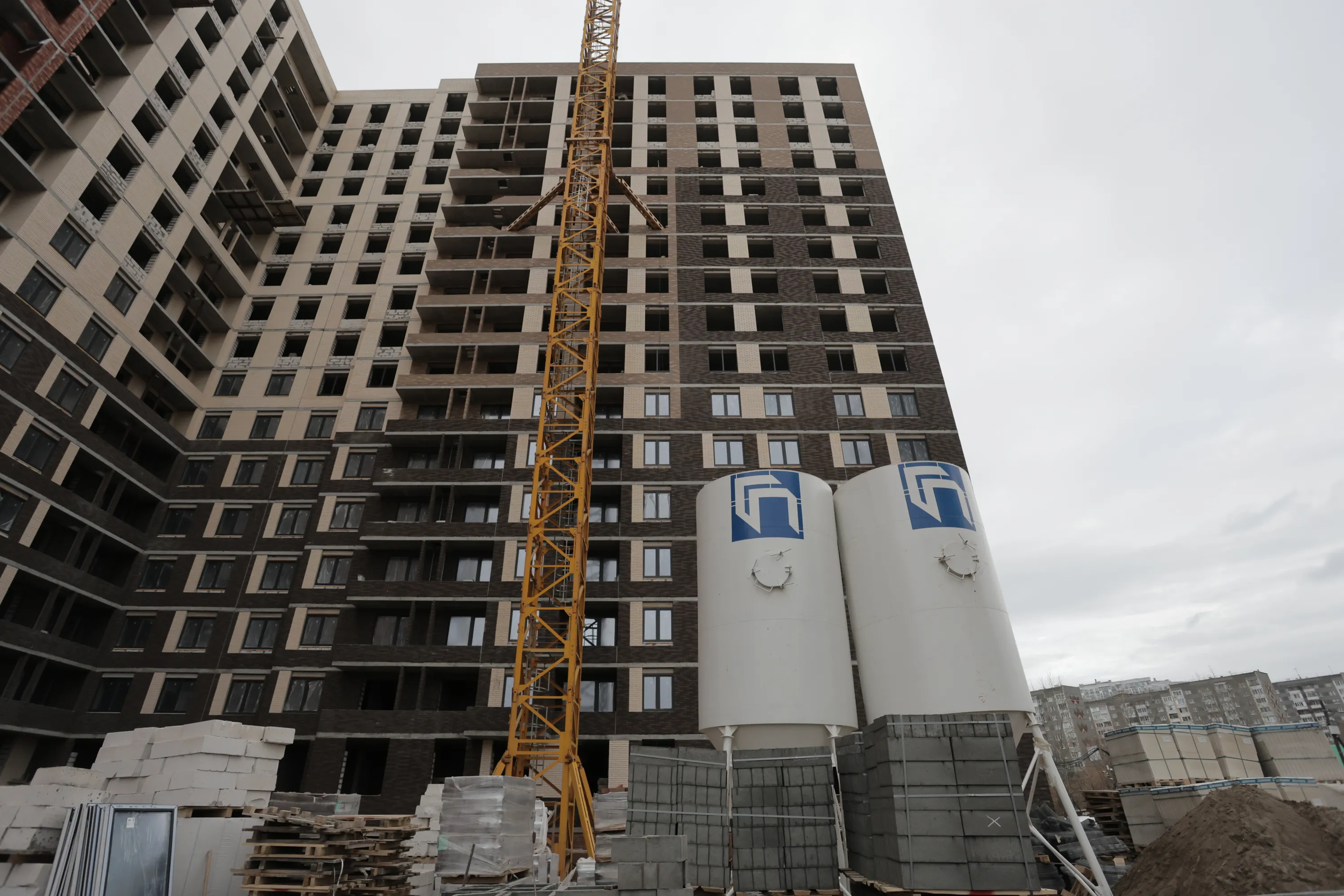 ЖК Леонов. Первый дом квартала героев ход строительства