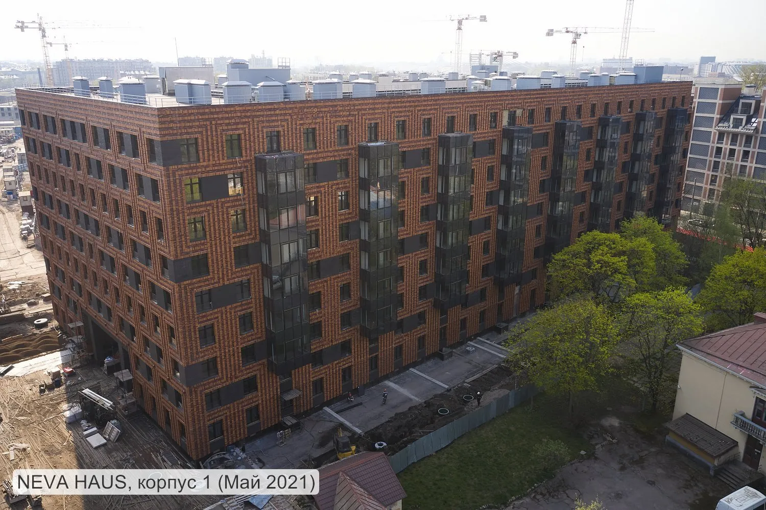 Фото ЖК "NEVA HAUS (НЕВА ХАУС)"