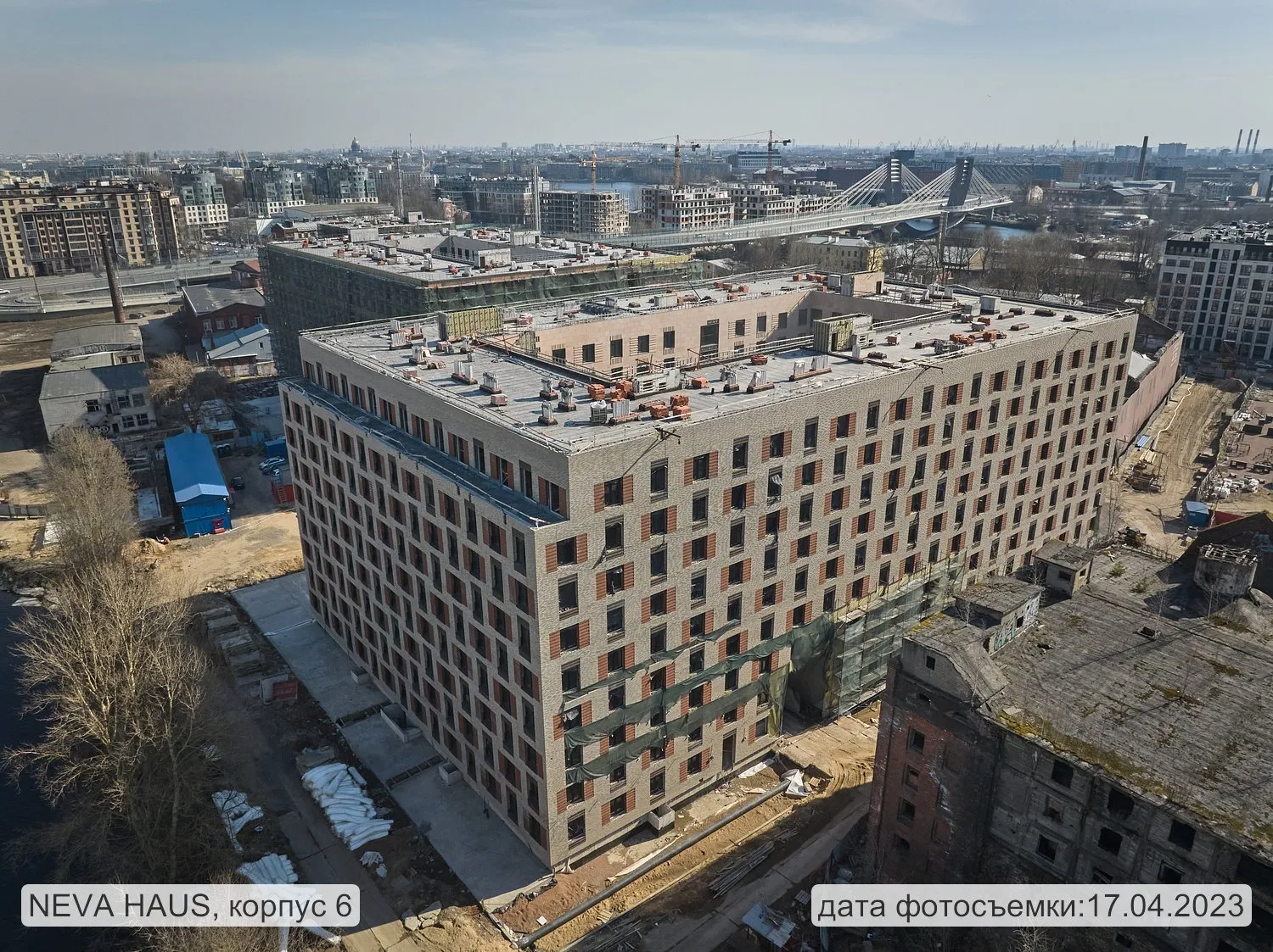 Фото ЖК "NEVA HAUS (НЕВА ХАУС)"