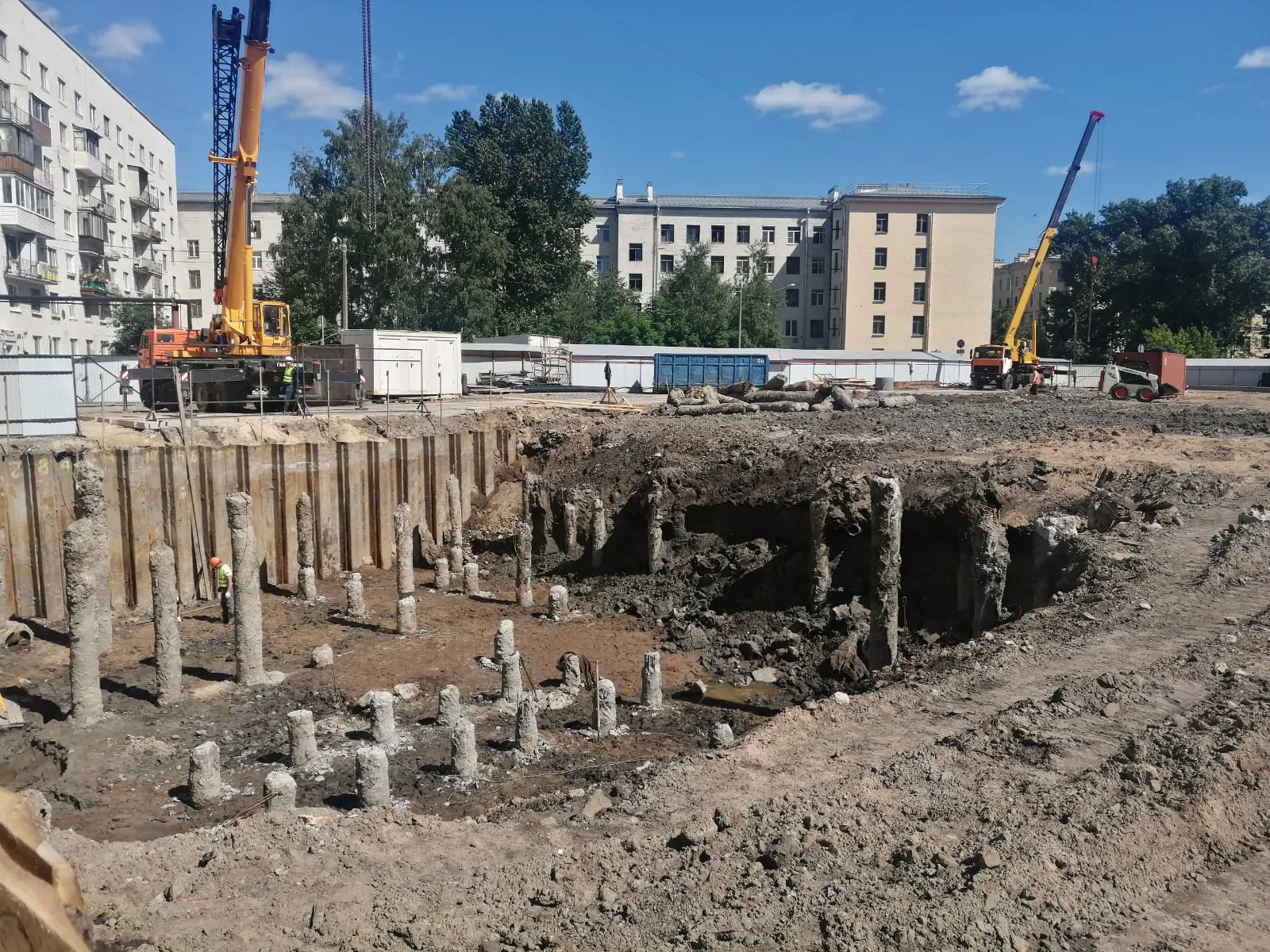 Фото ЖК UPOINT