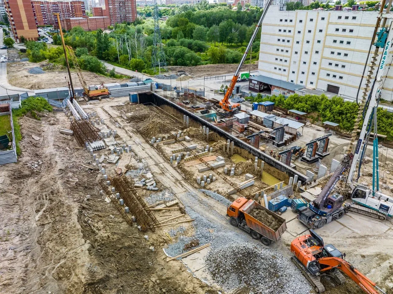 ЖК Первый на Есенина ход строительства