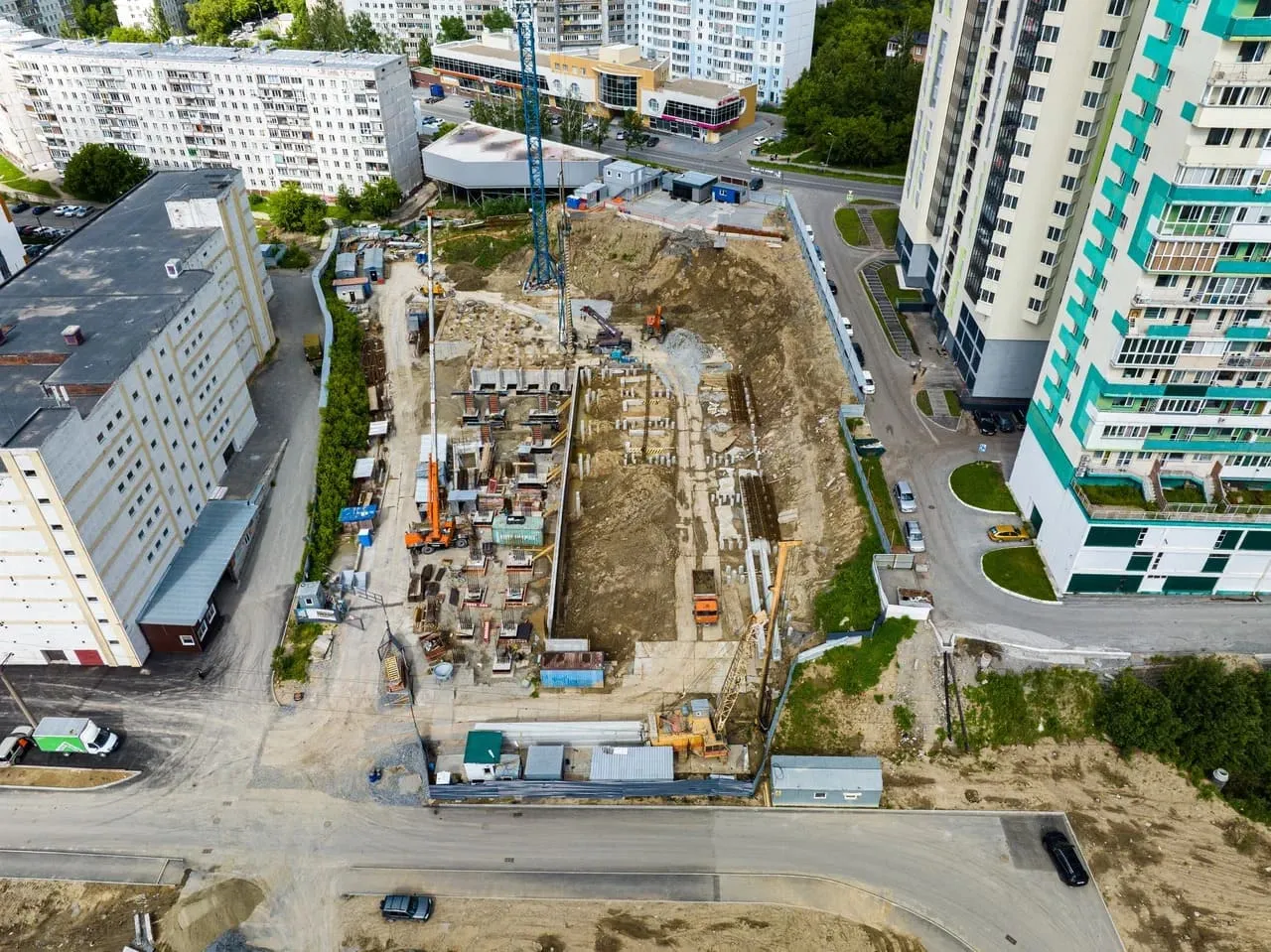 ЖК Первый на Есенина ход строительства