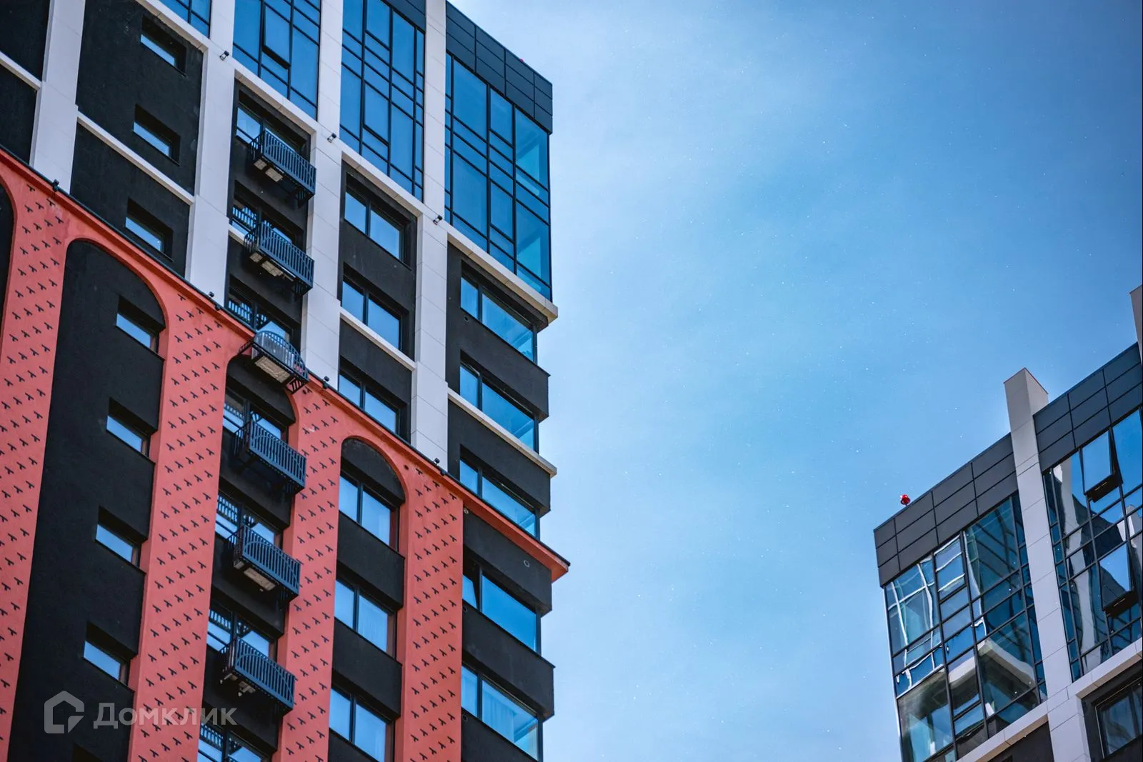 купить новостройку в ЖК Жилой Небоскрёб Тихомиров