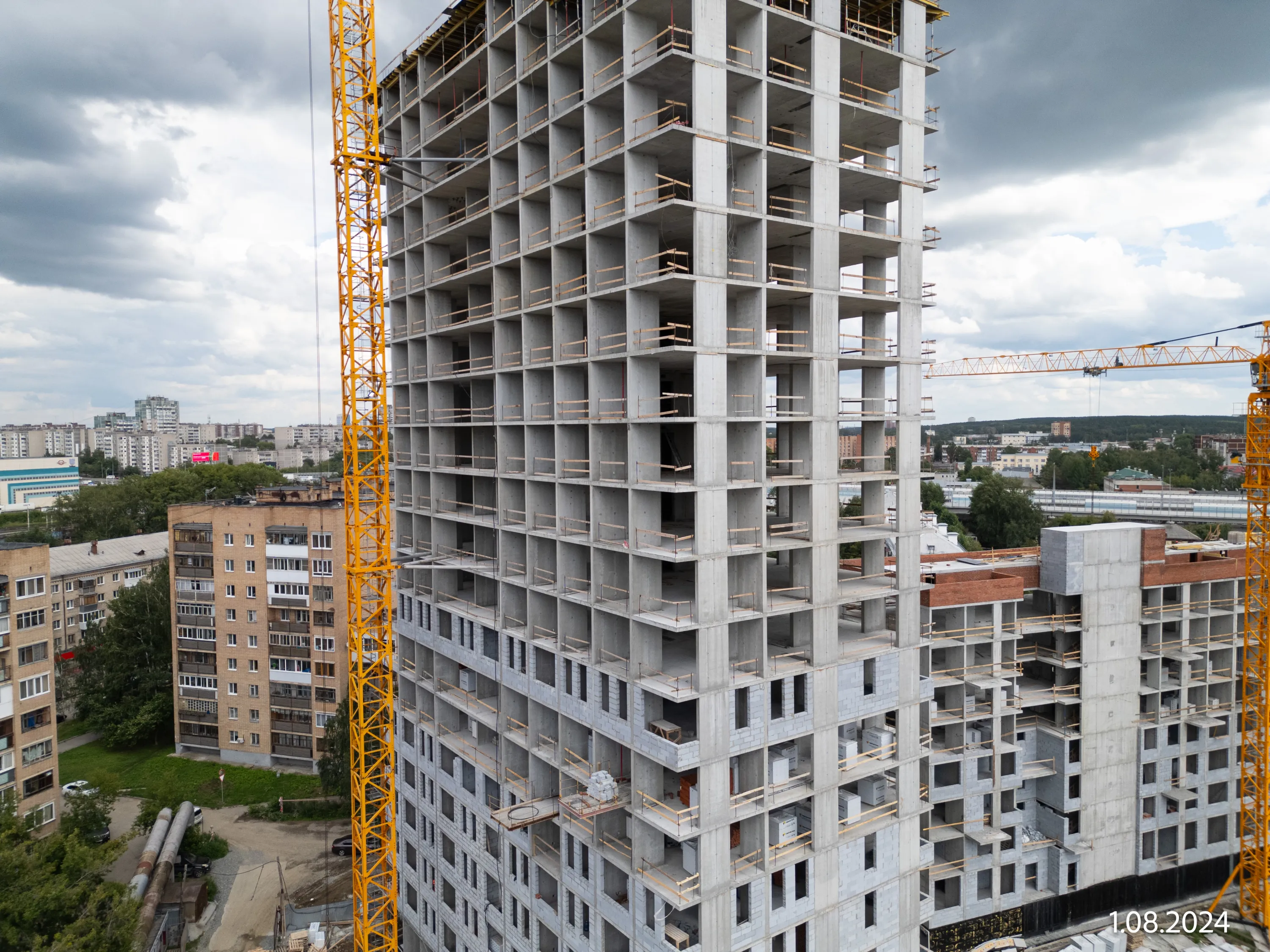 ЖК ДНК. Дом на Куйбышева ход строительства