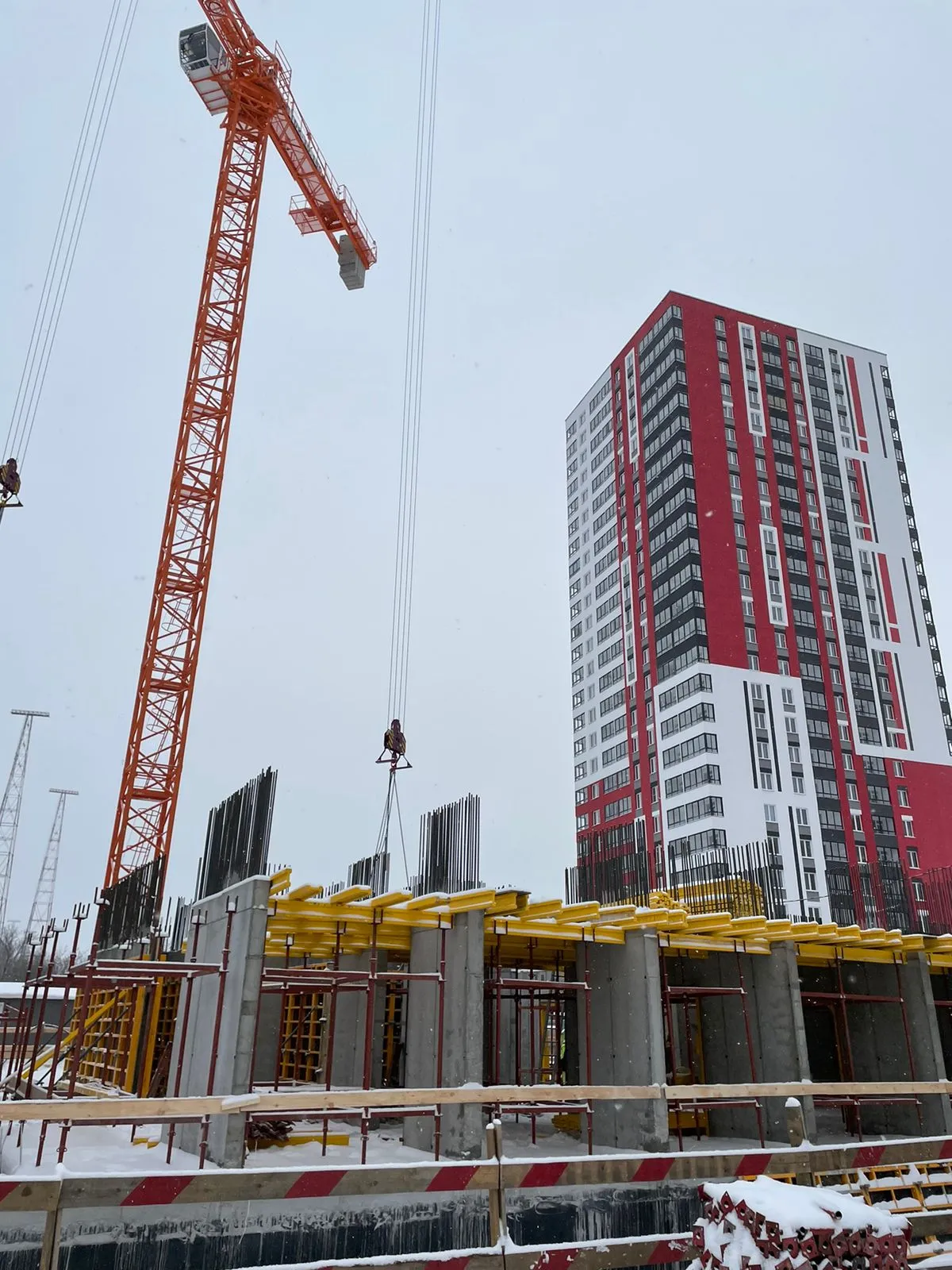 ЖК Квартал Моменты на Космонавтов ход строительства