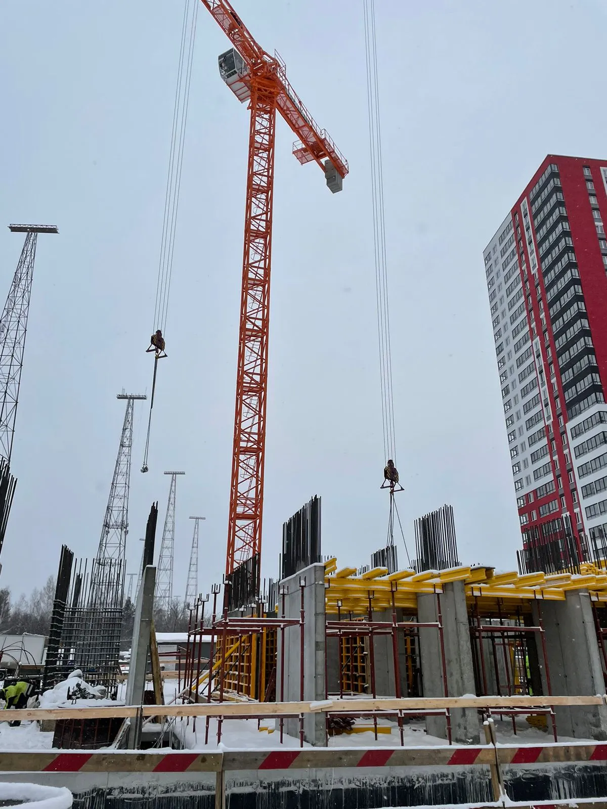 ЖК Квартал Моменты на Космонавтов ход строительства