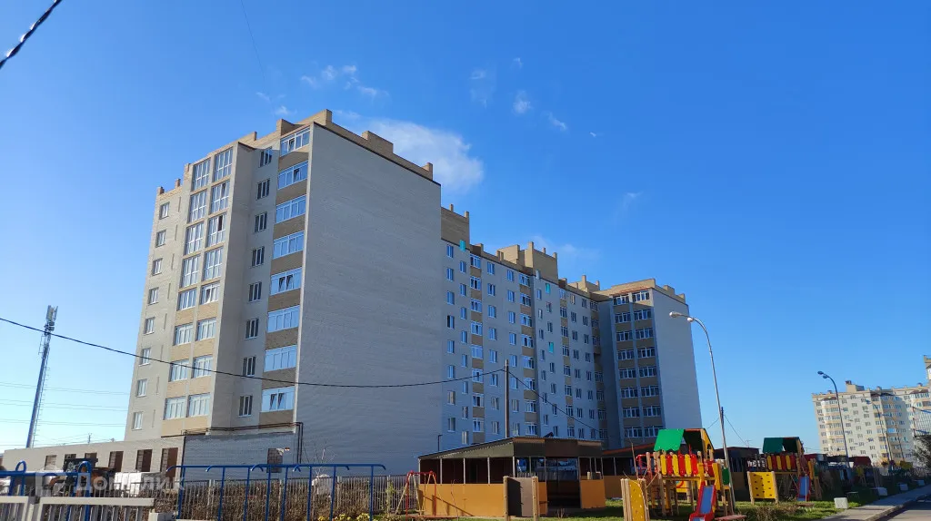 Планировка 2-комнатной квартиры 74.4 м² в ЖК ЖК "Чучева 42В", г. Таганрог — фото 1