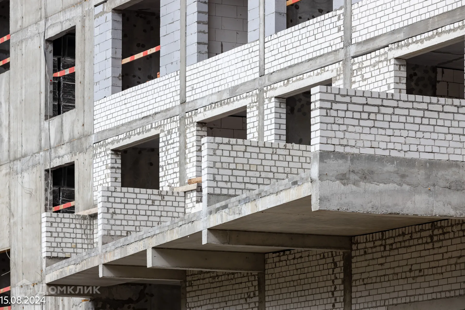 купить новостройку в ЖК Ауро