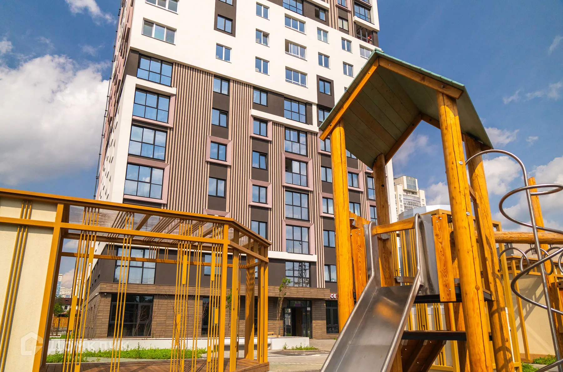 купить новостройку в ЖК Дом на Бардина