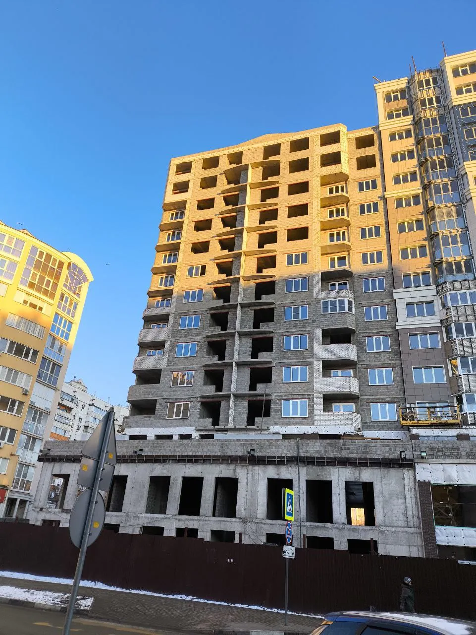 Университет ход строительства