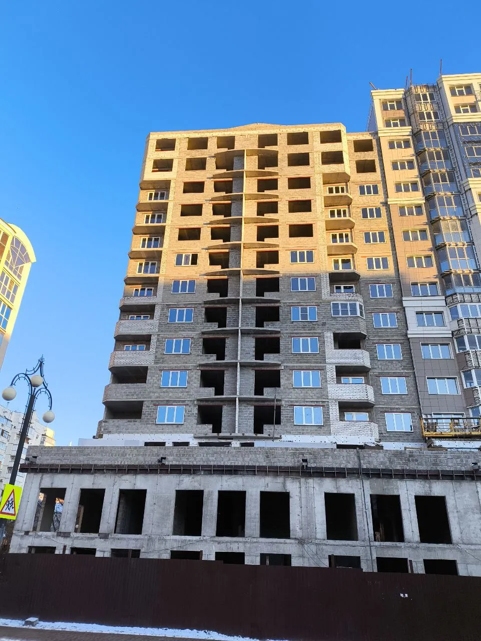 Университет ход строительства