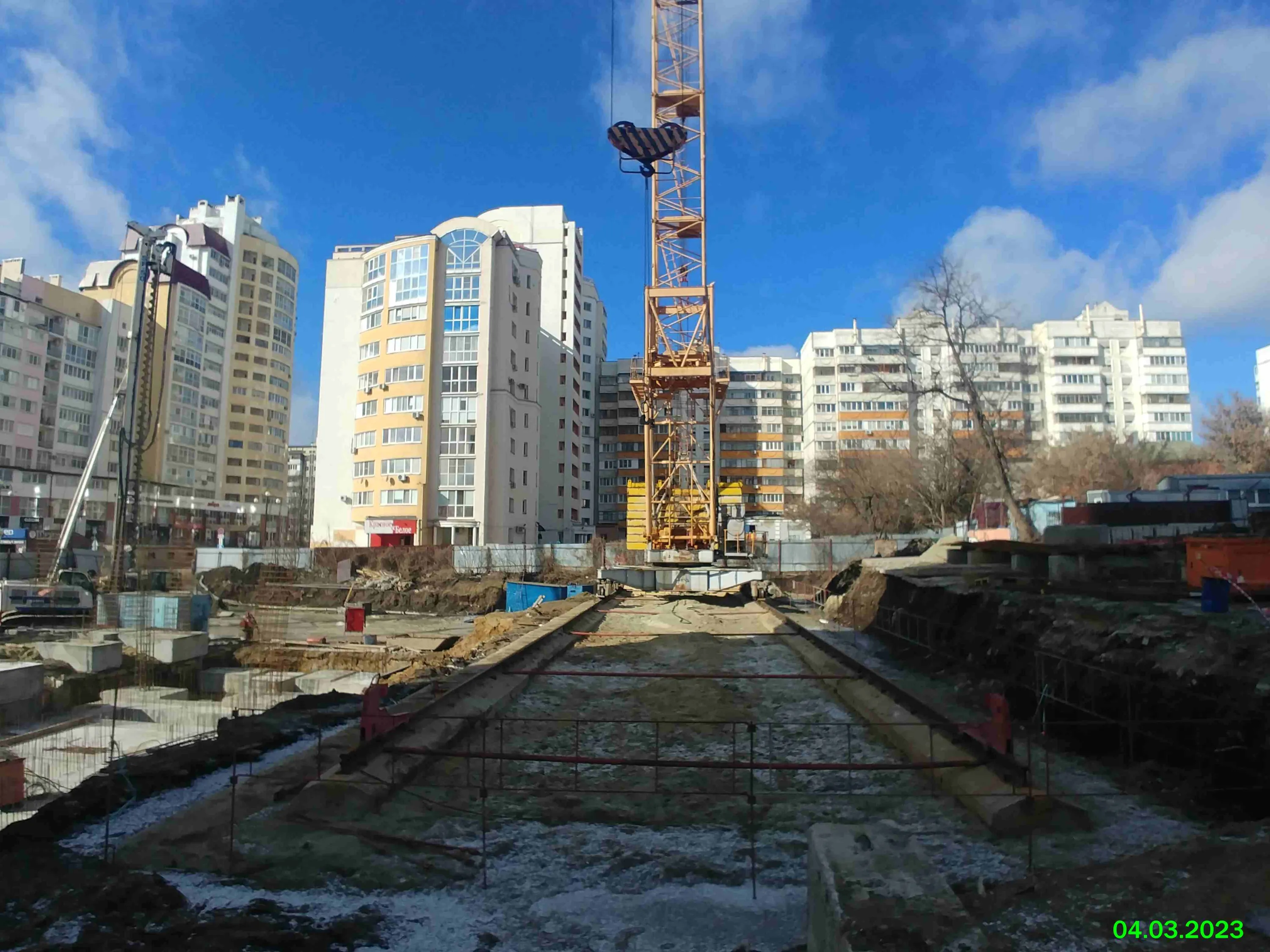 Университет ход строительства