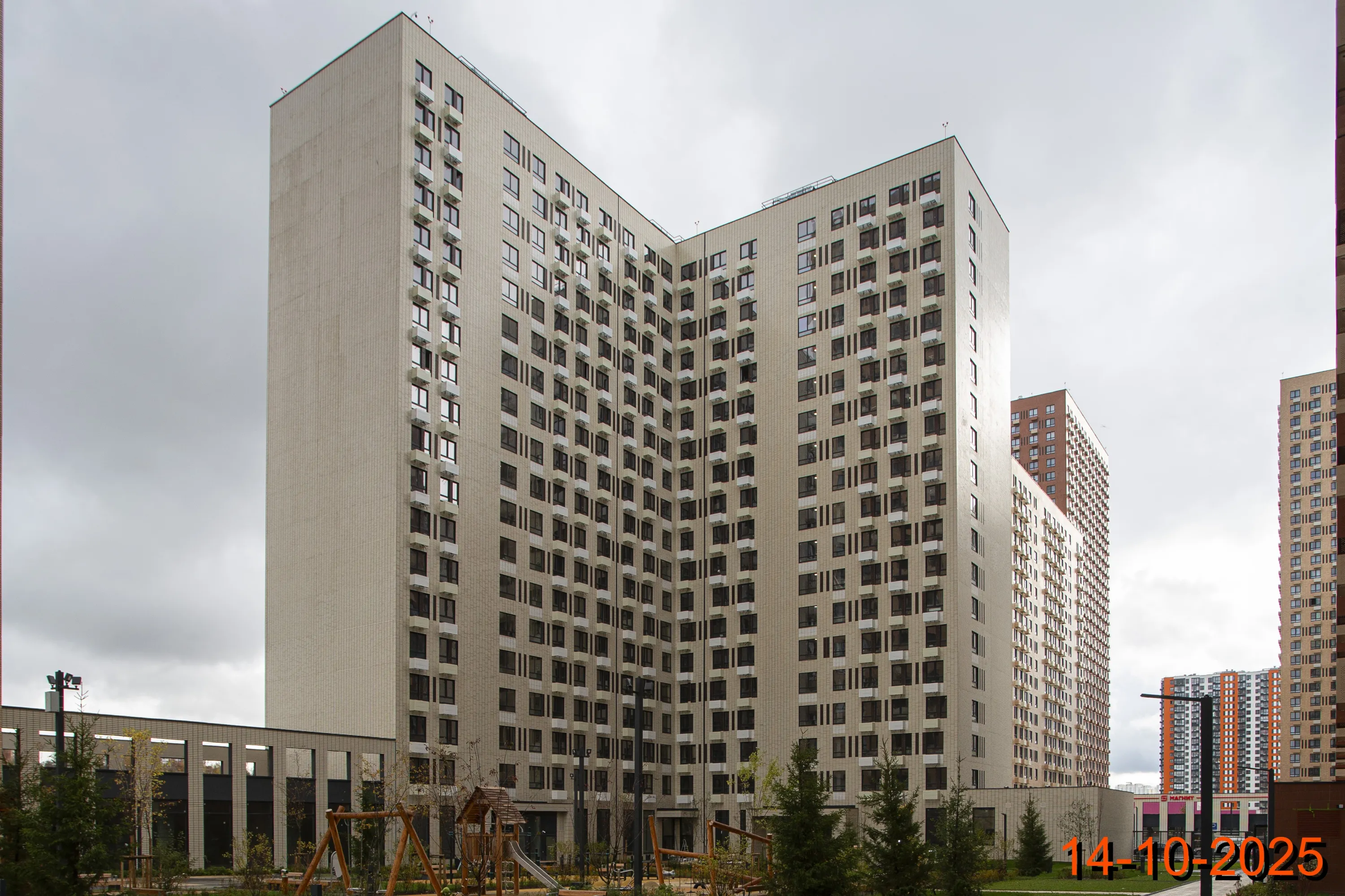 «Митинский лес» ход строительства