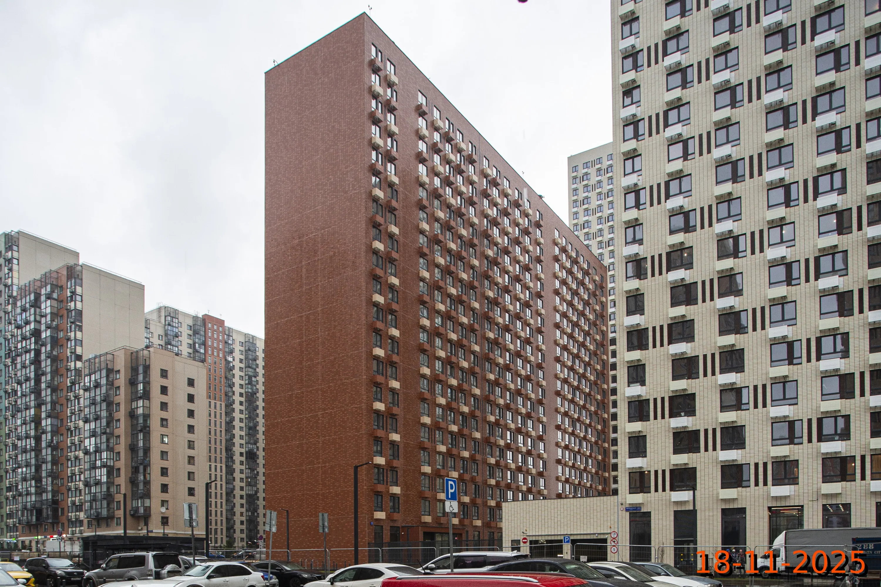 «Митинский лес» ход строительства