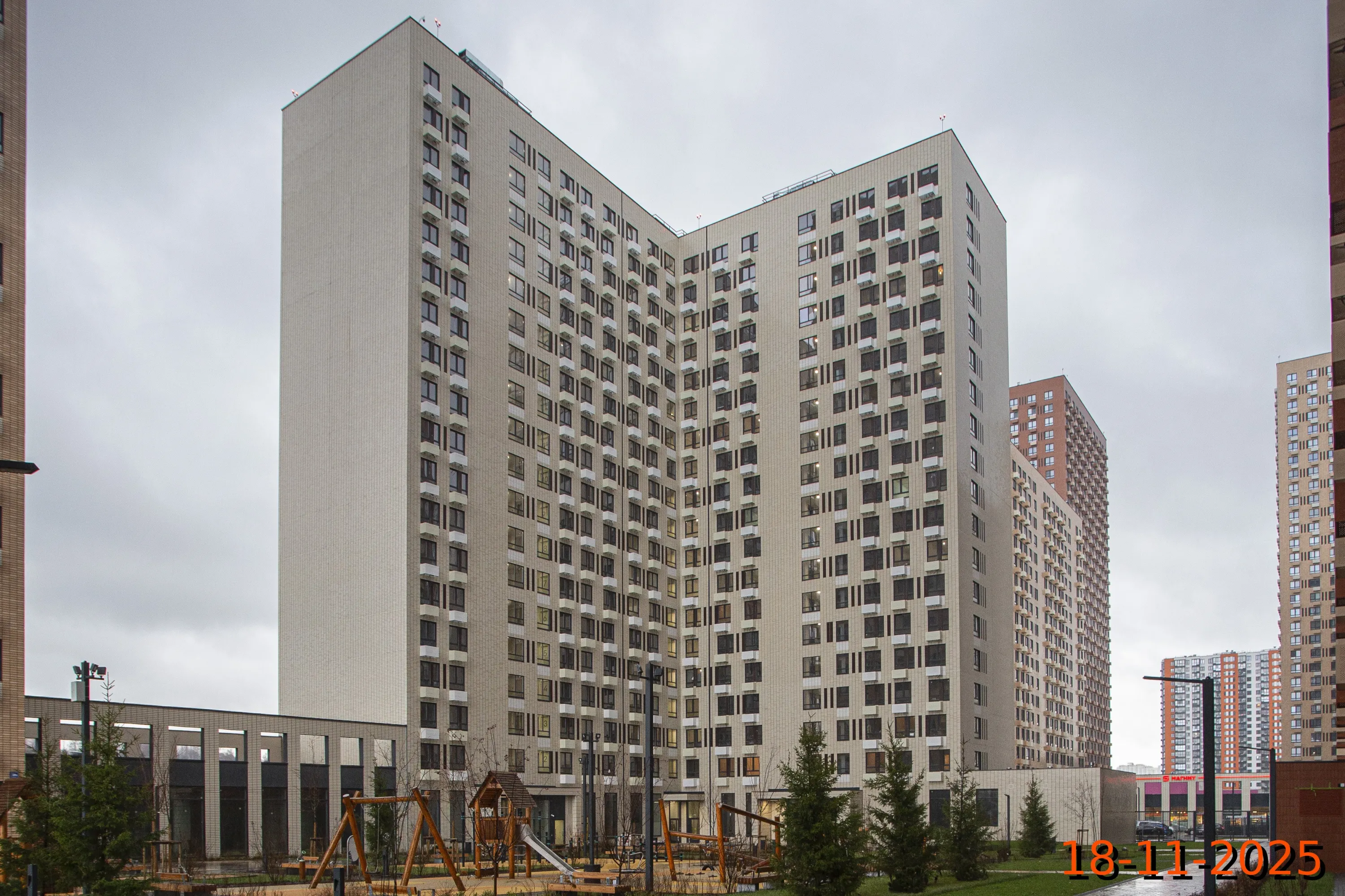 «Митинский лес» ход строительства