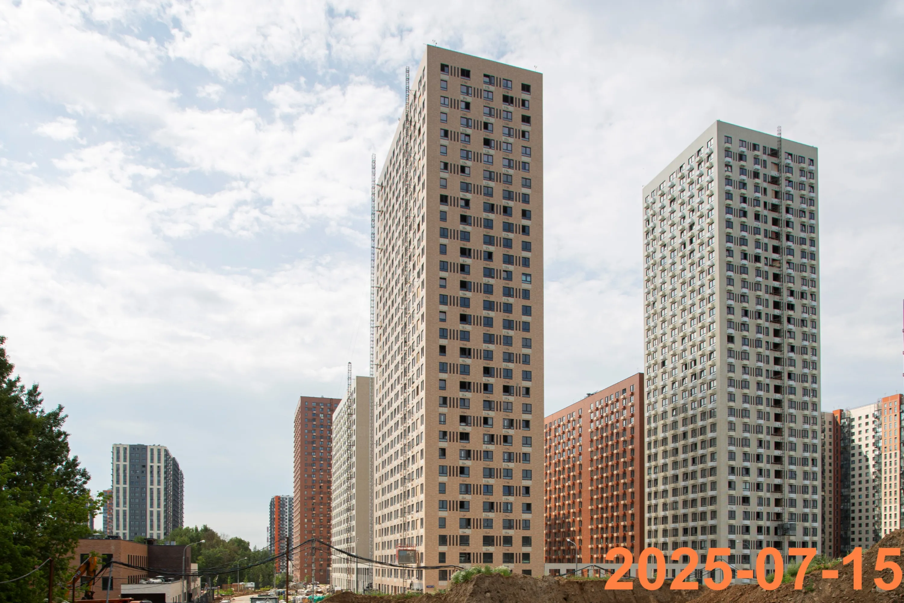 «Митинский лес» ход строительства