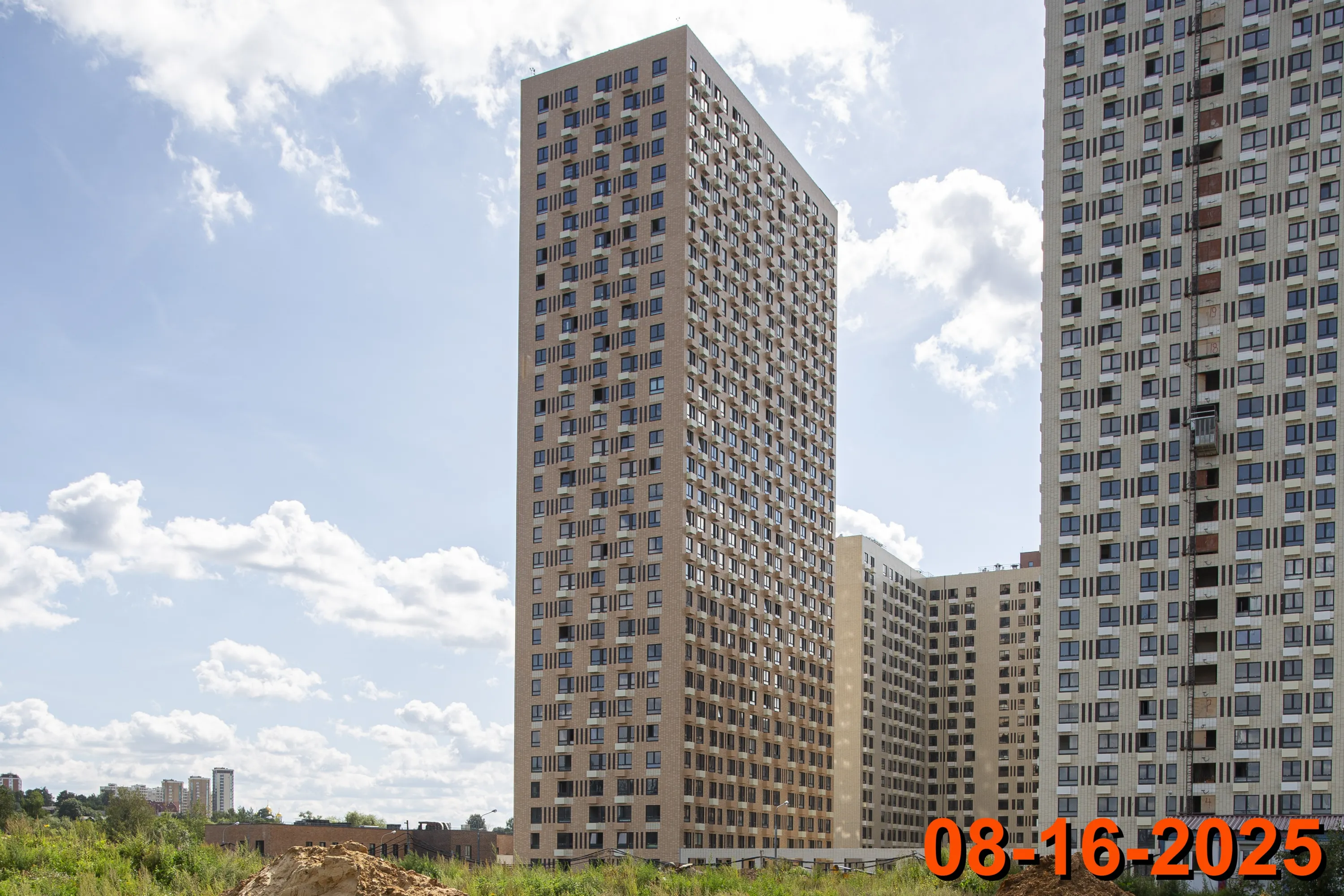 «Митинский лес» ход строительства