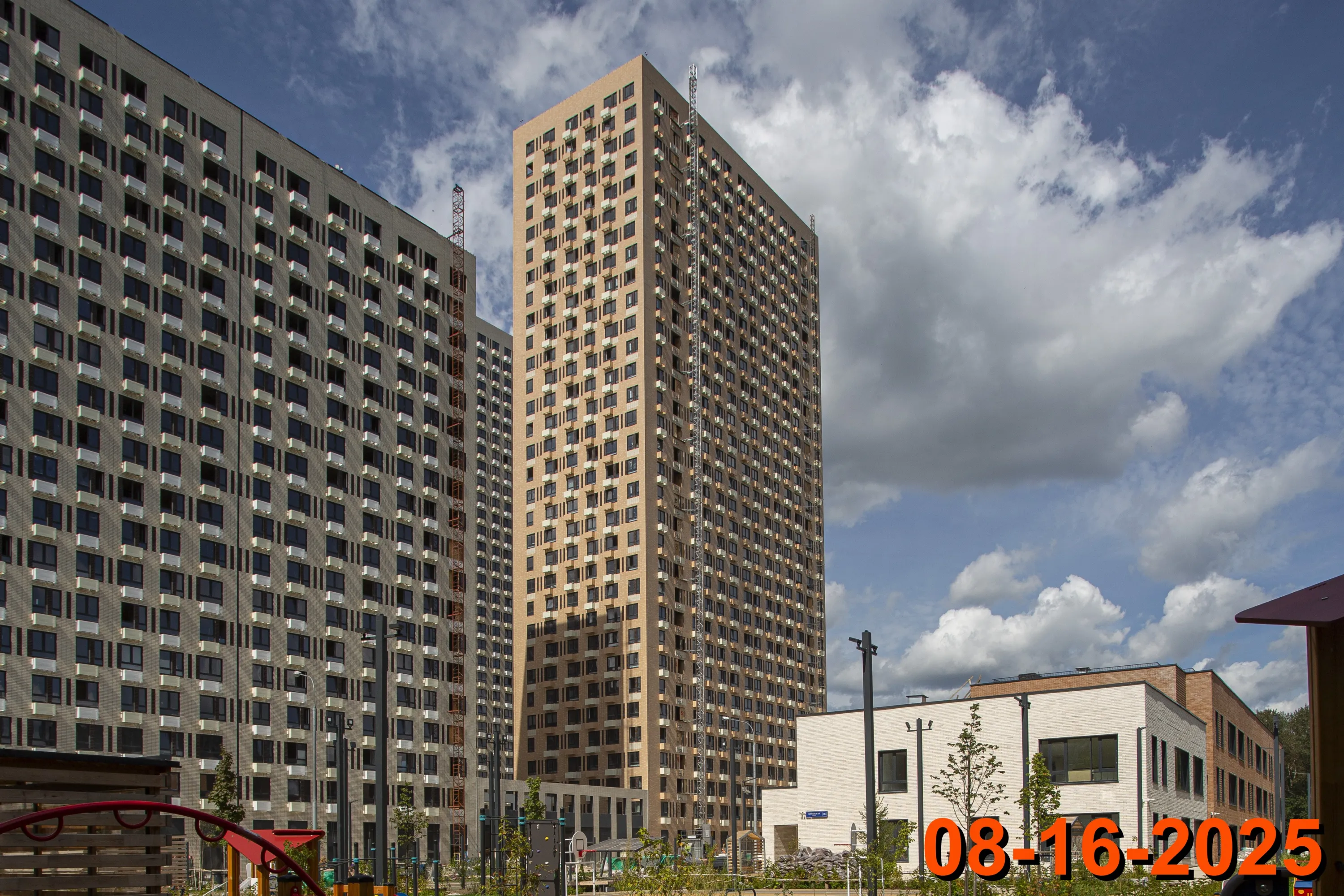 «Митинский лес» ход строительства