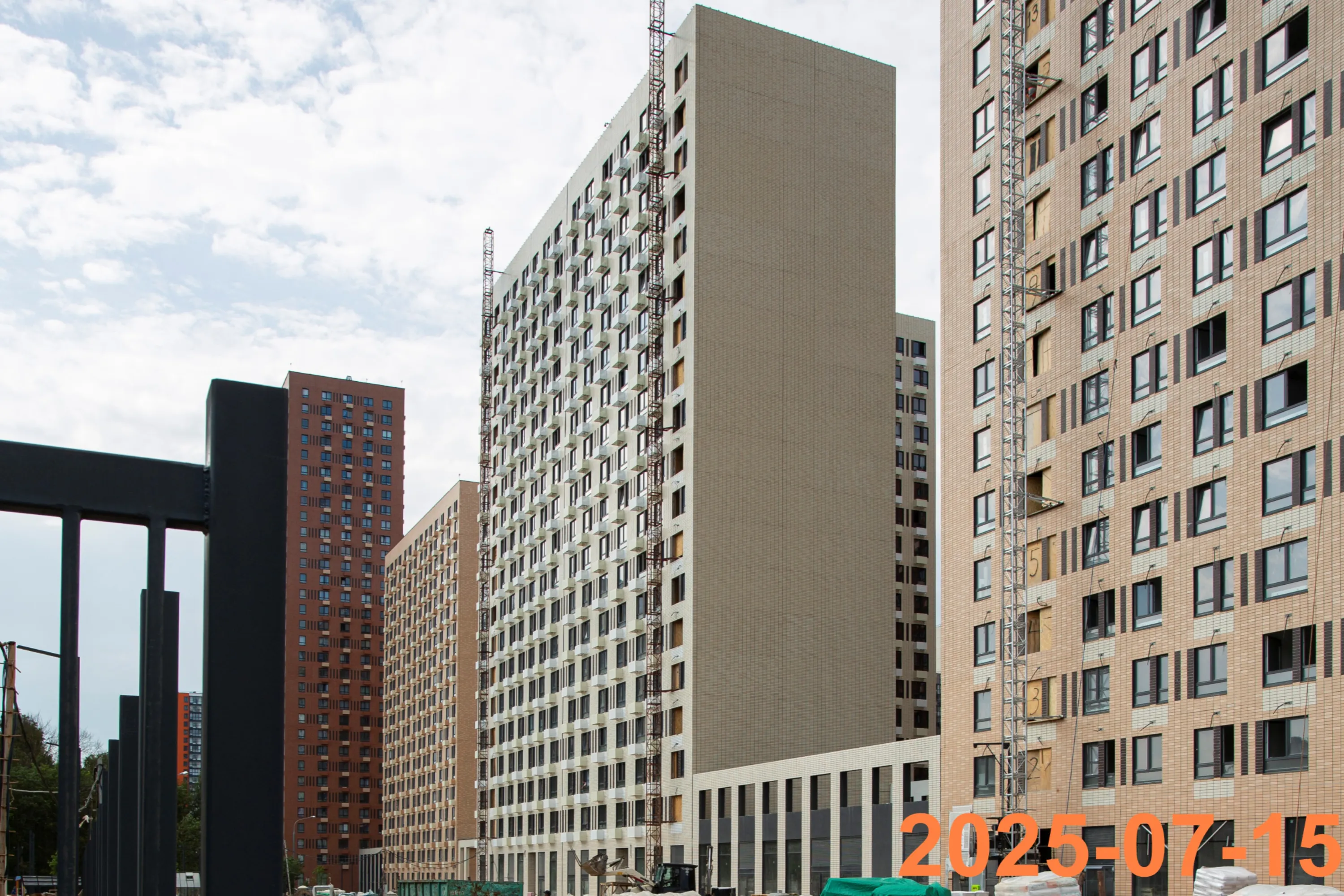 «Митинский лес» ход строительства