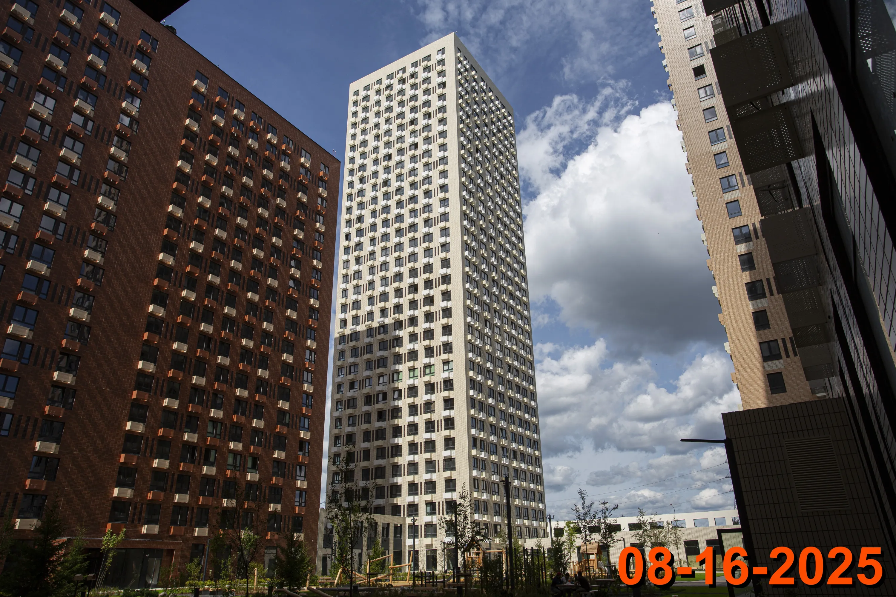 «Митинский лес» ход строительства