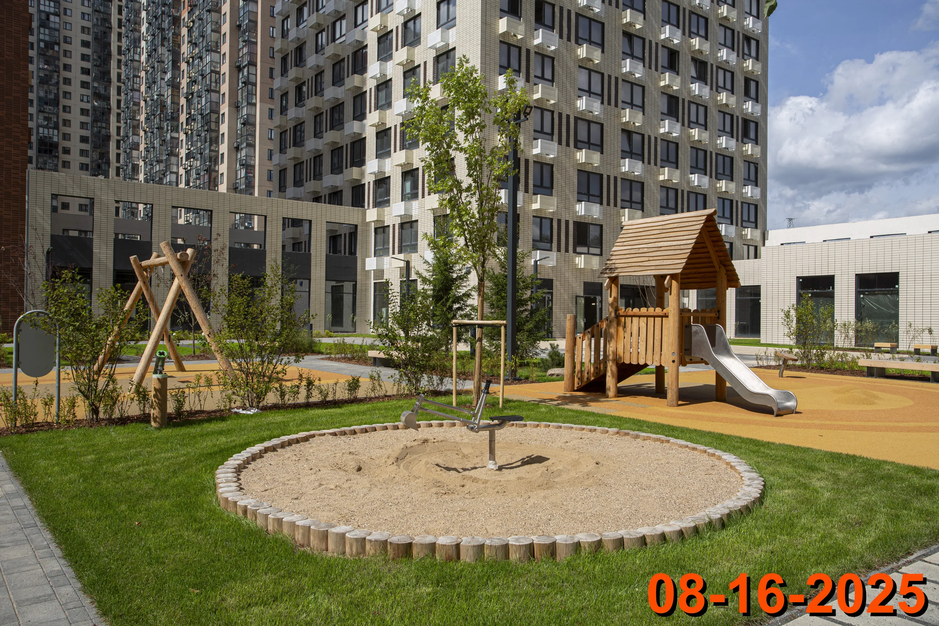 «Митинский лес» ход строительства