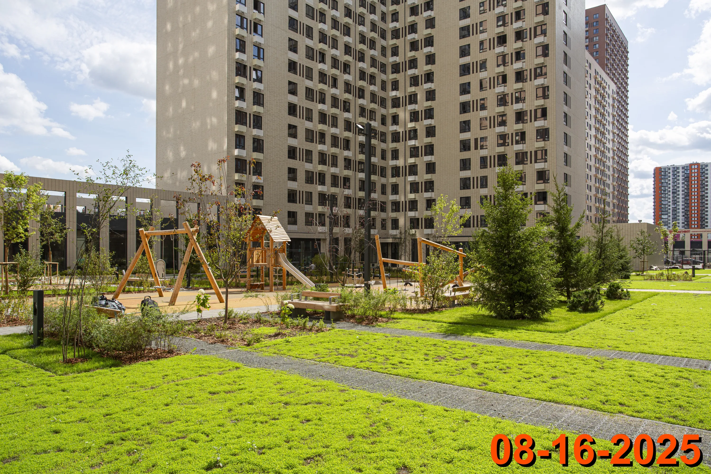 «Митинский лес» ход строительства